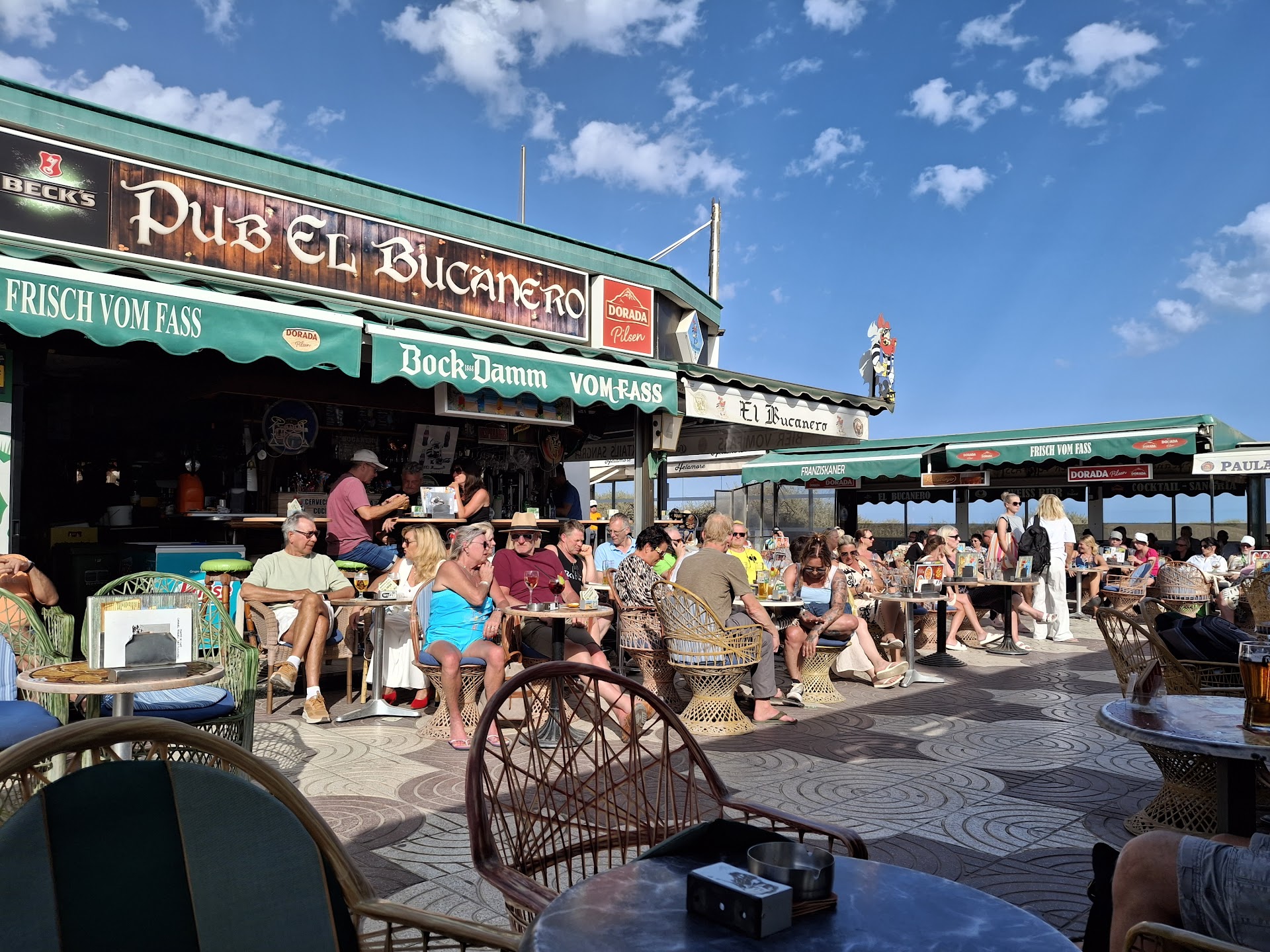 Pub El Bucanero