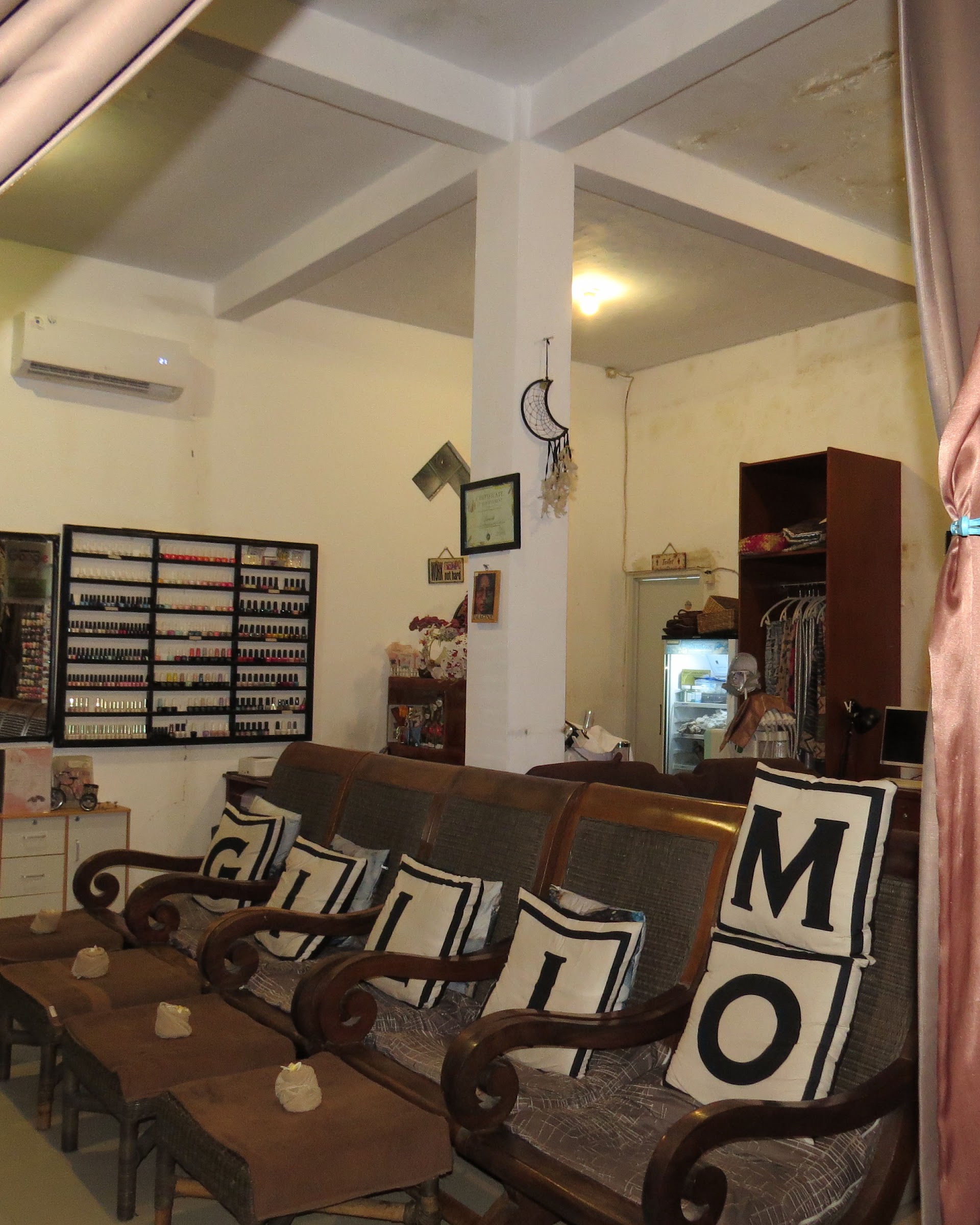 Gili Mo Beauty Spa & Hair salon