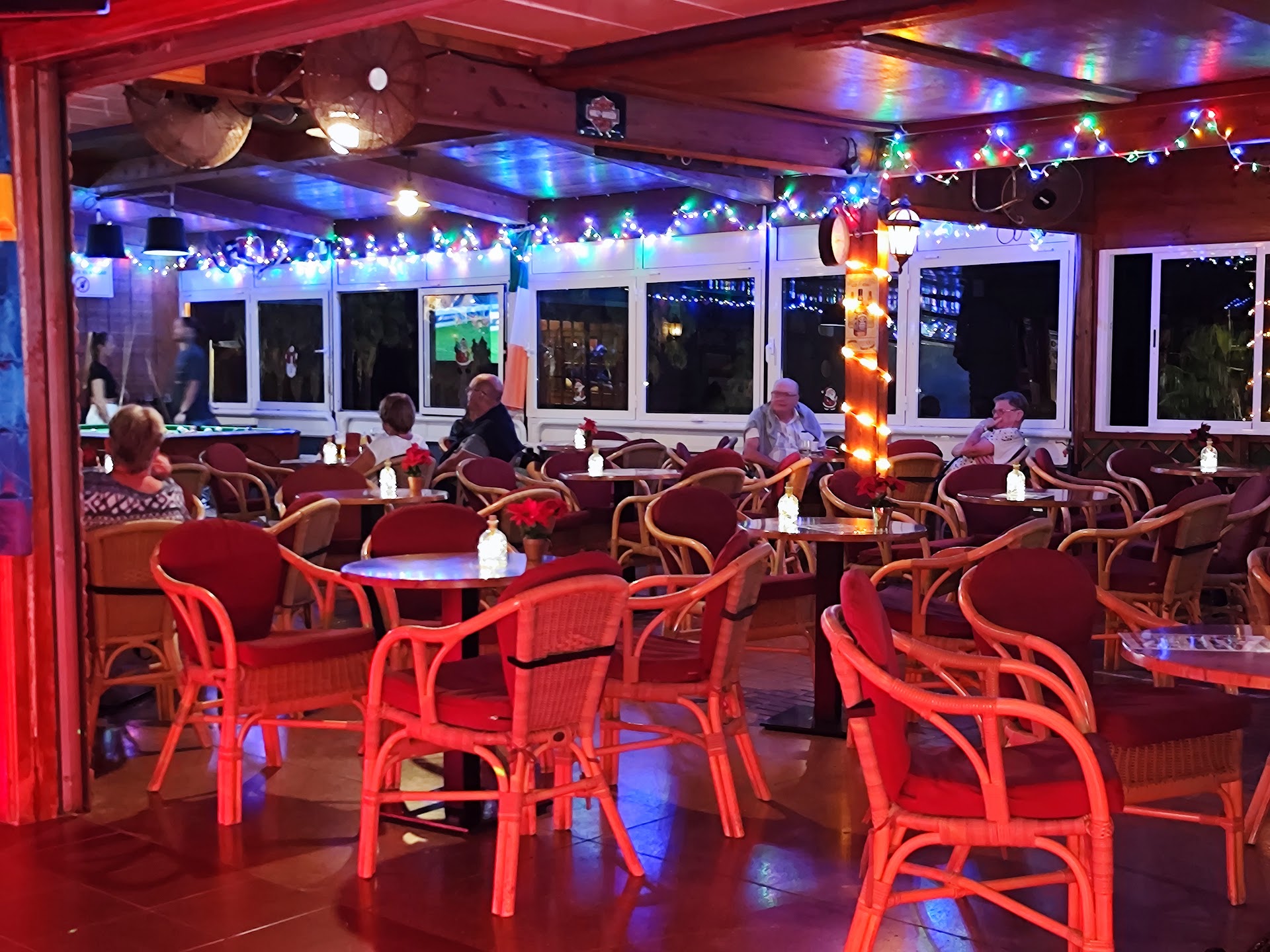 The Rose Show Bar