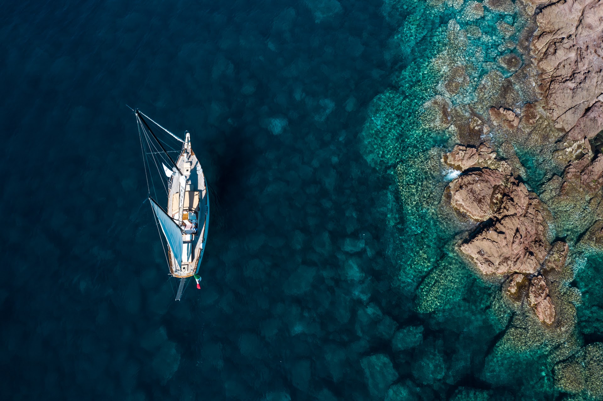 Sardinia Sailing di Pintus Matteo - Escursioni in barca a Carloforte e Sant'Antioco, tour da Calasetta a Carloforte