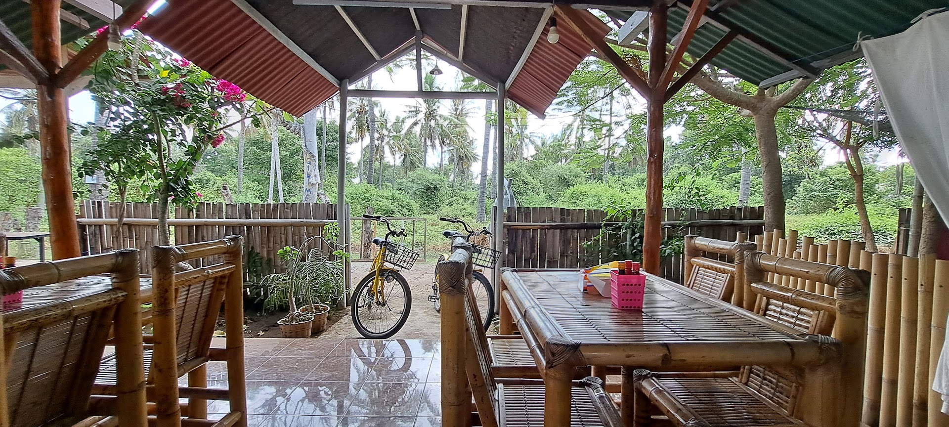 Jizzy warung