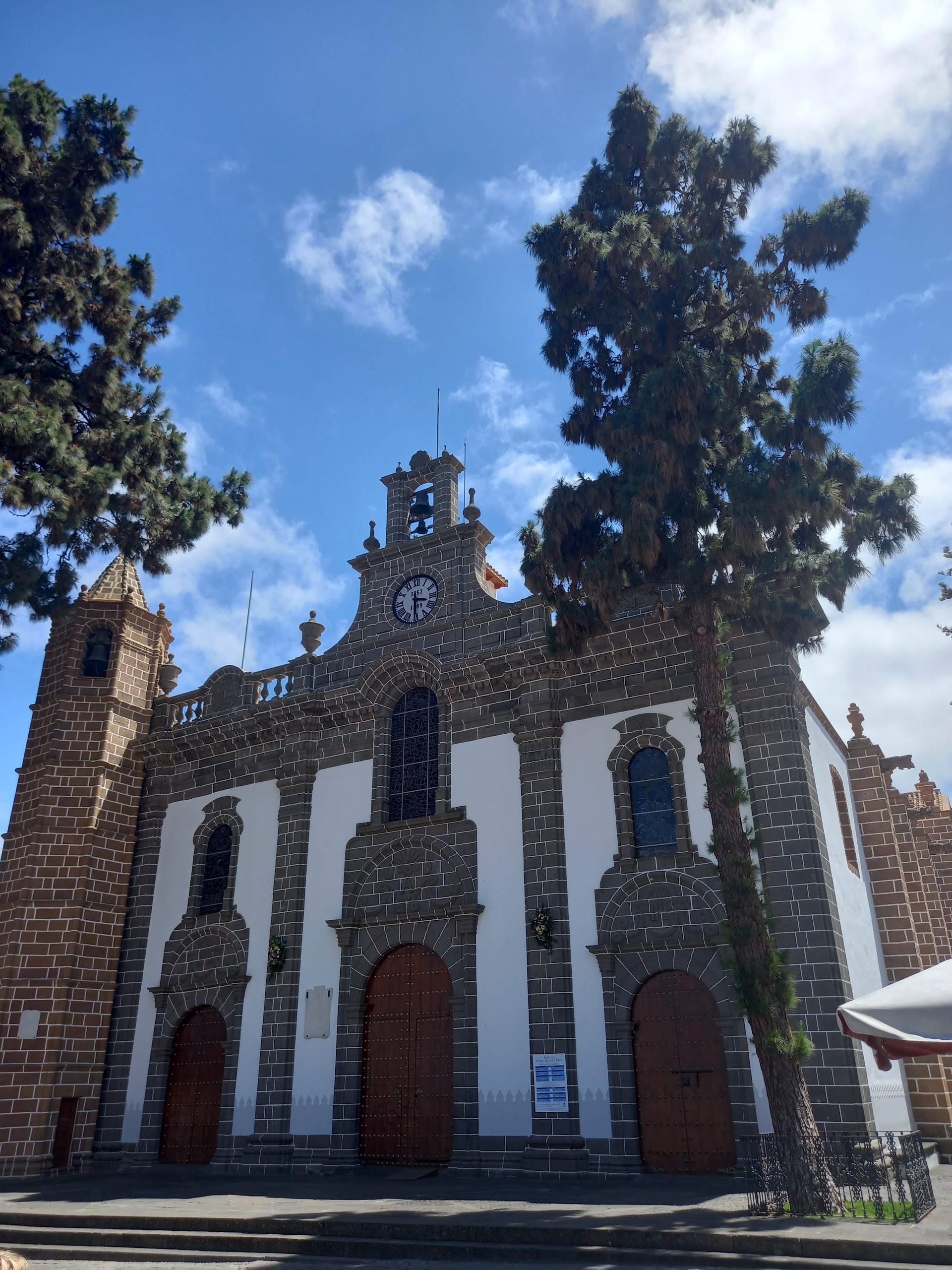 Parroquia Nuestra Señora Del Pino