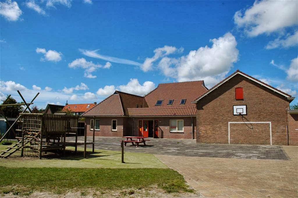 Public Elementary School De Bruinvis