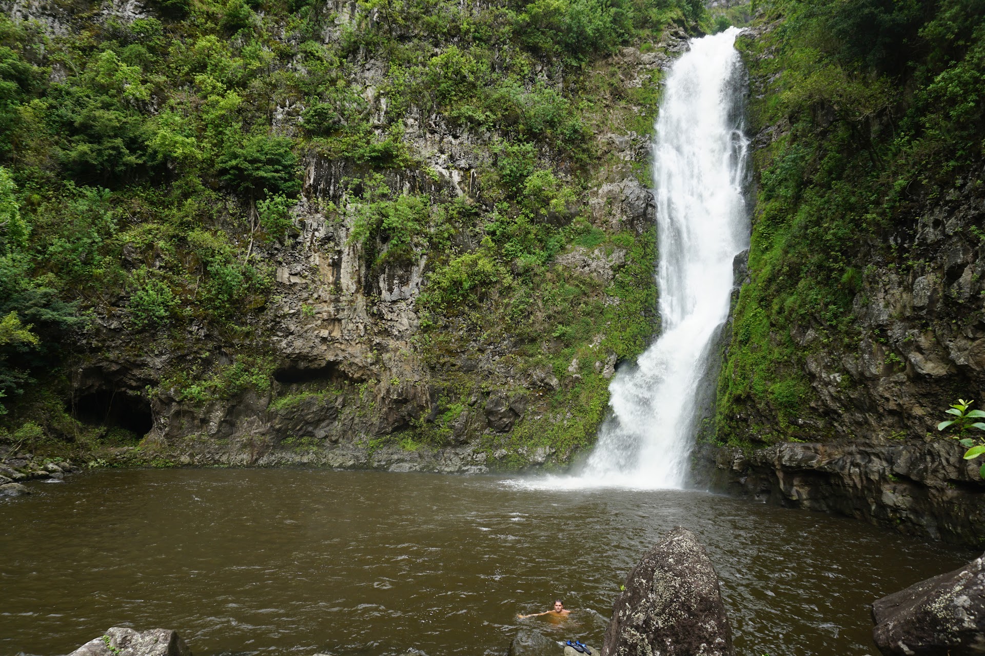 Moa'ula Falls