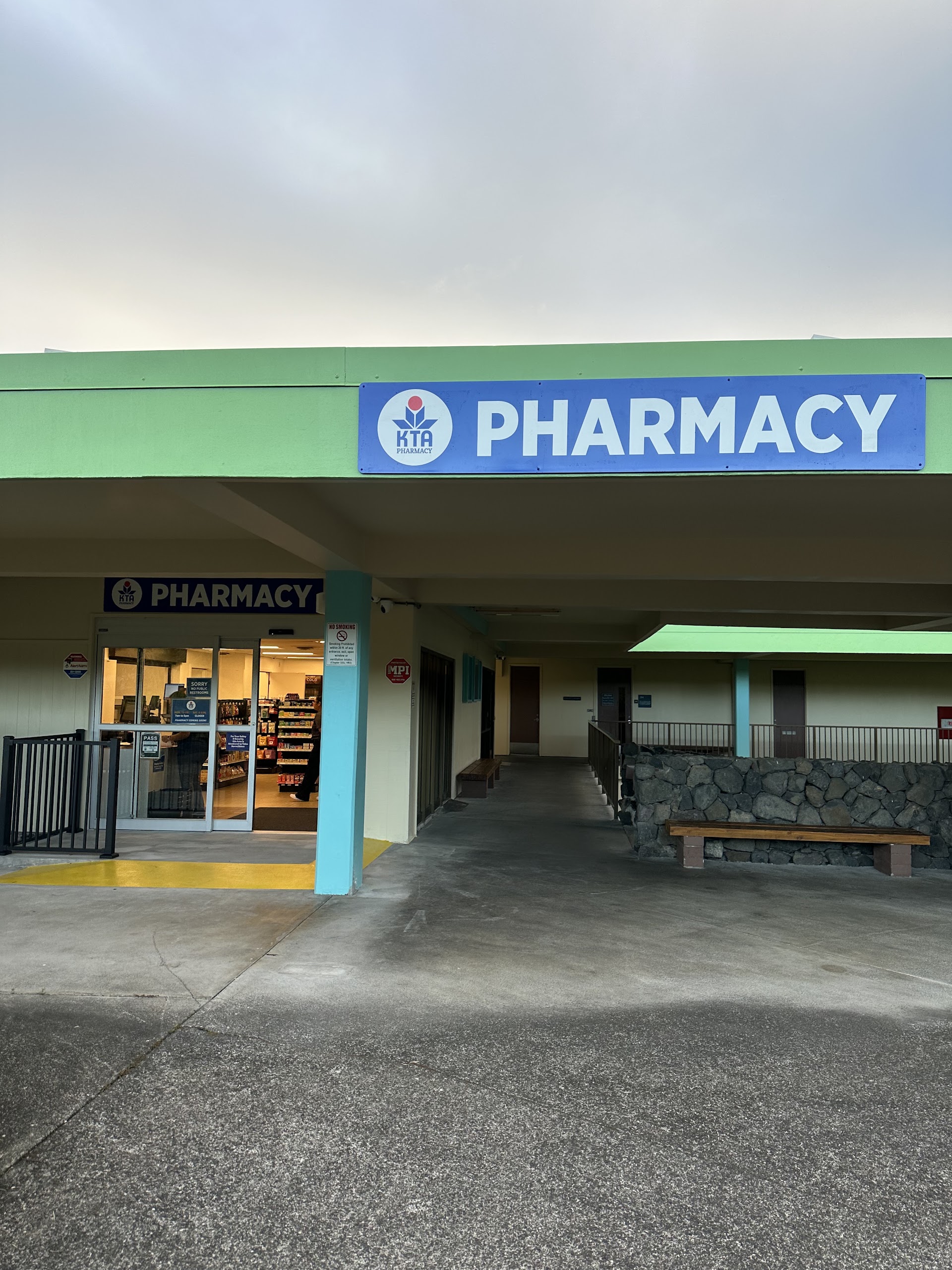 KTA Pharmacy - Ponahawai