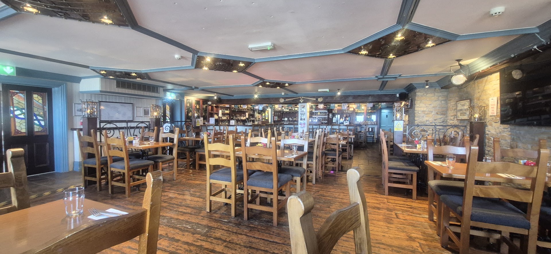 Madigans Seaview Restaurant