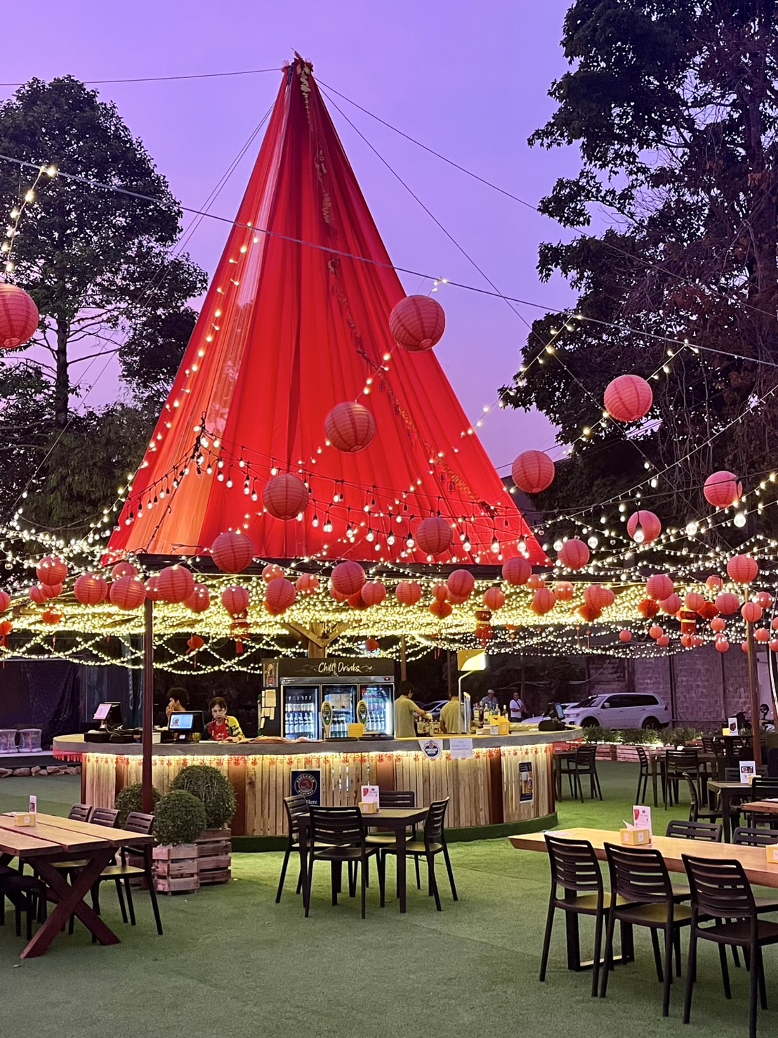 Chang Thai Kitchen (ครัวช้างไทย)