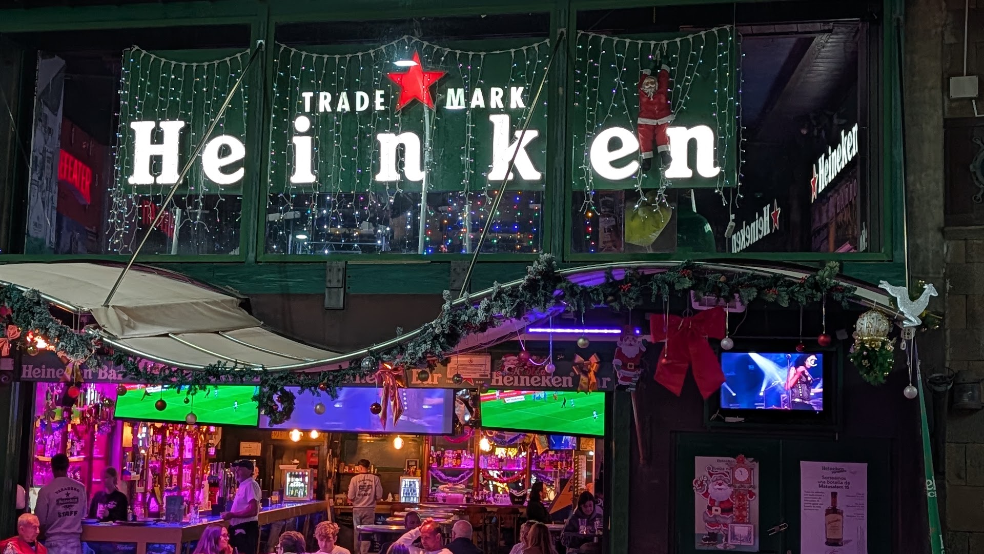 Heineken Bar
