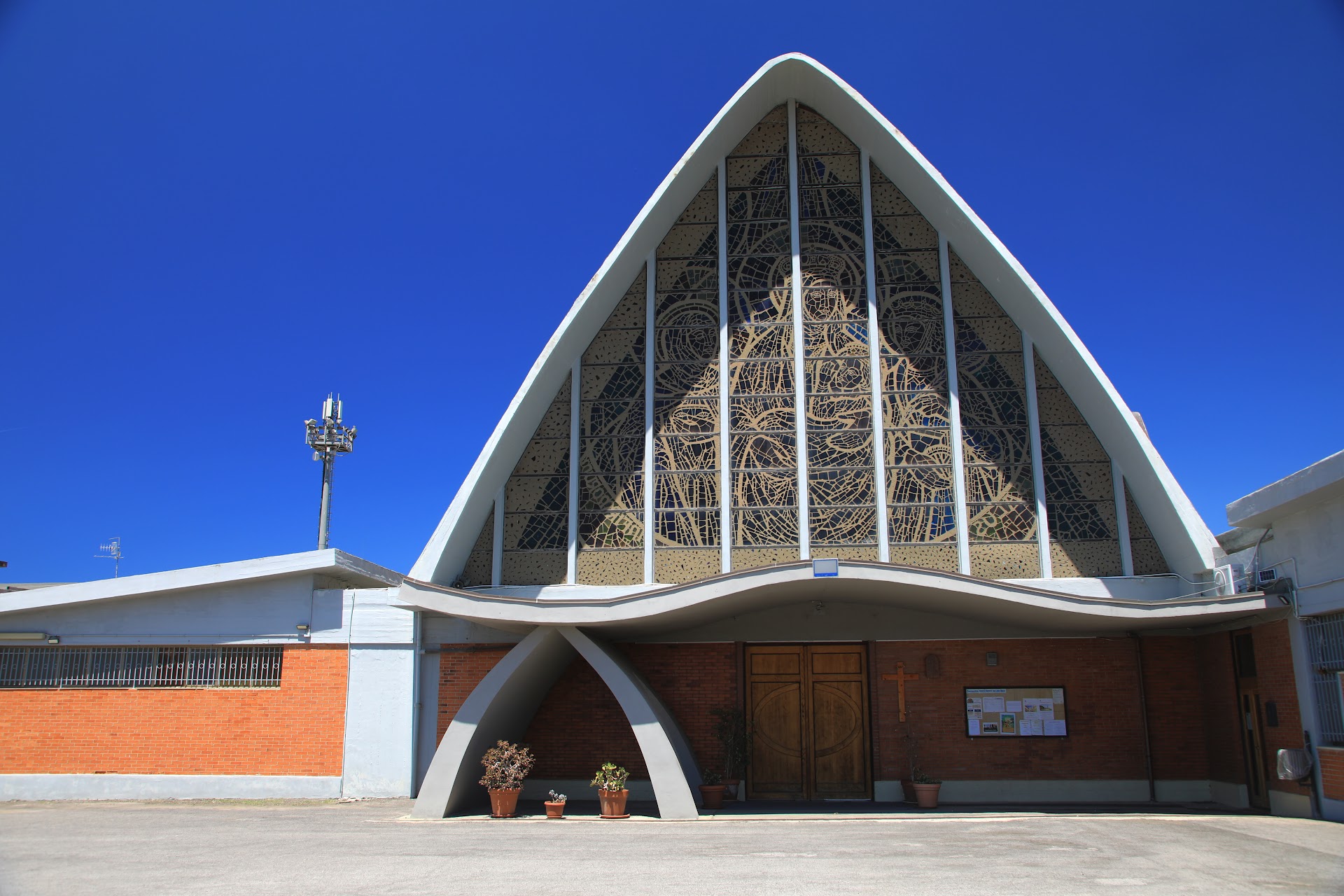 Latte Dolce Church
