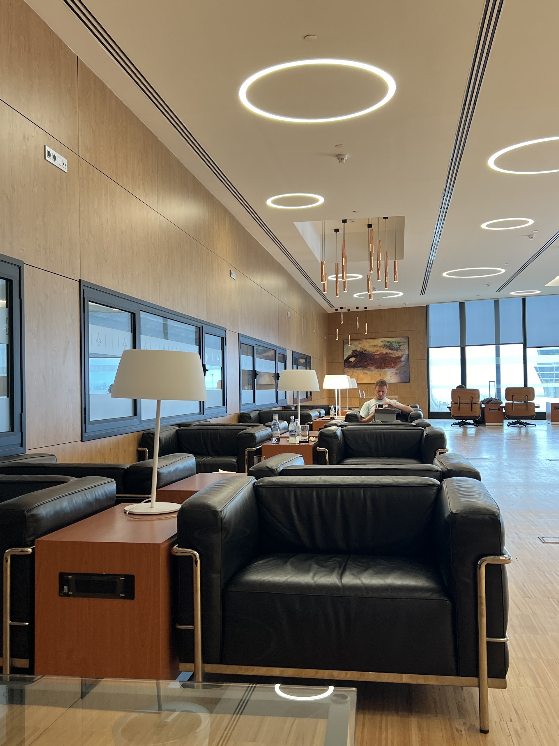Sala VIP Nivaria - Aeropuerto Tenerife Norte - Ciudad de la Laguna (TFN)