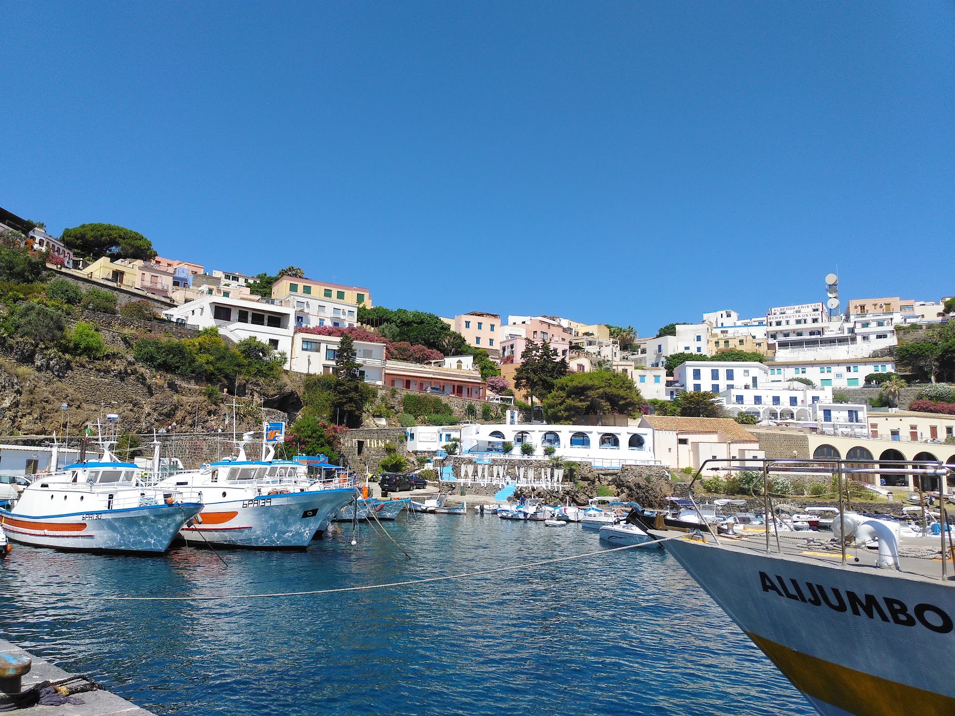 Ustica Port