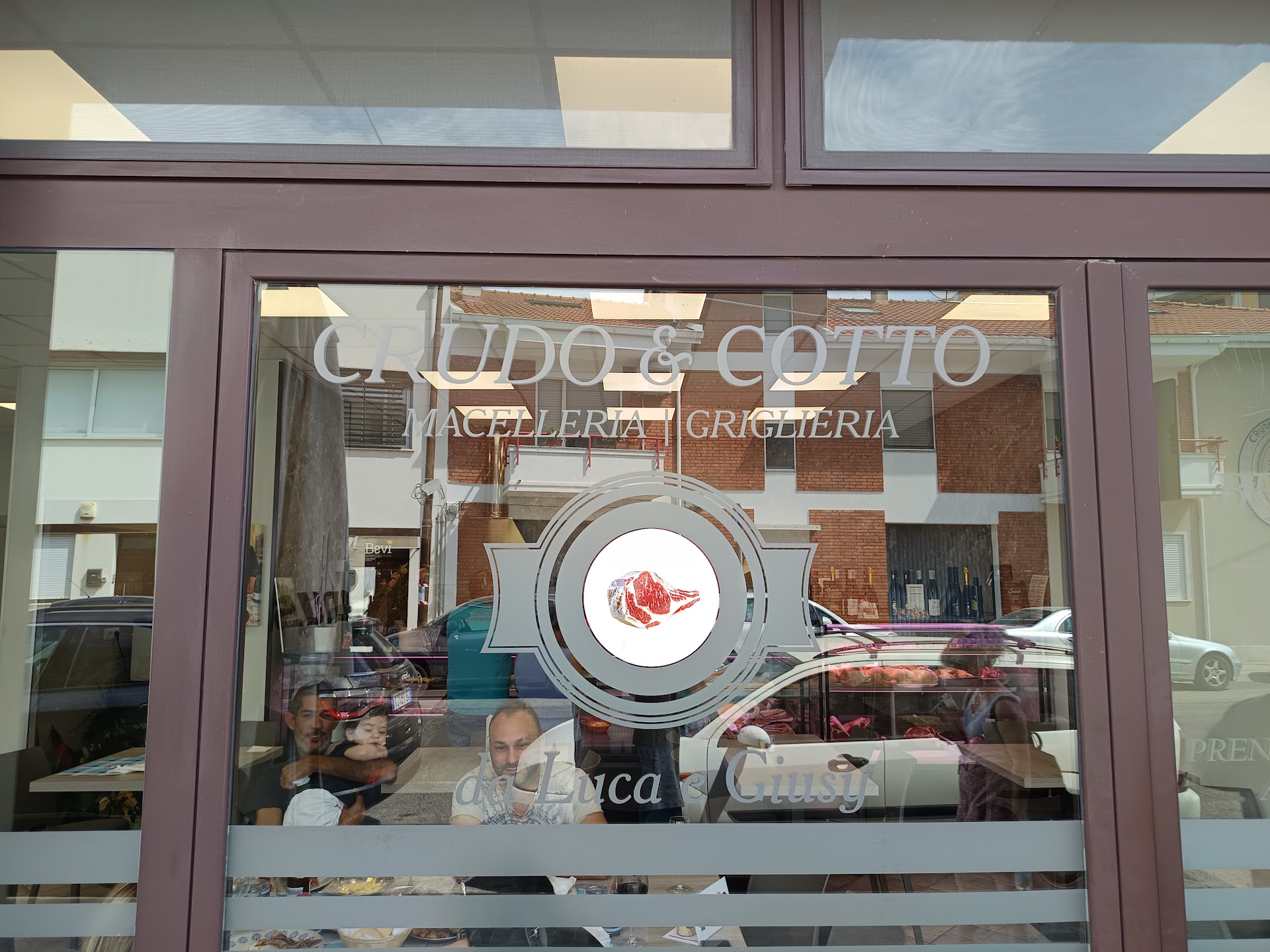 CRUDO E COTTO | MACELLERIA GRIGLIERIA GASTRONOMIA