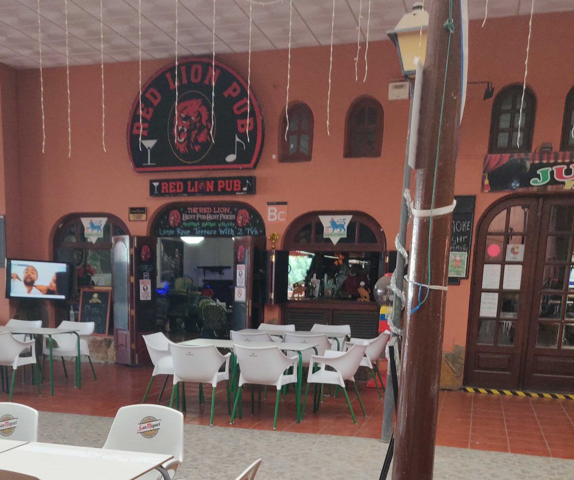 Red lions pub