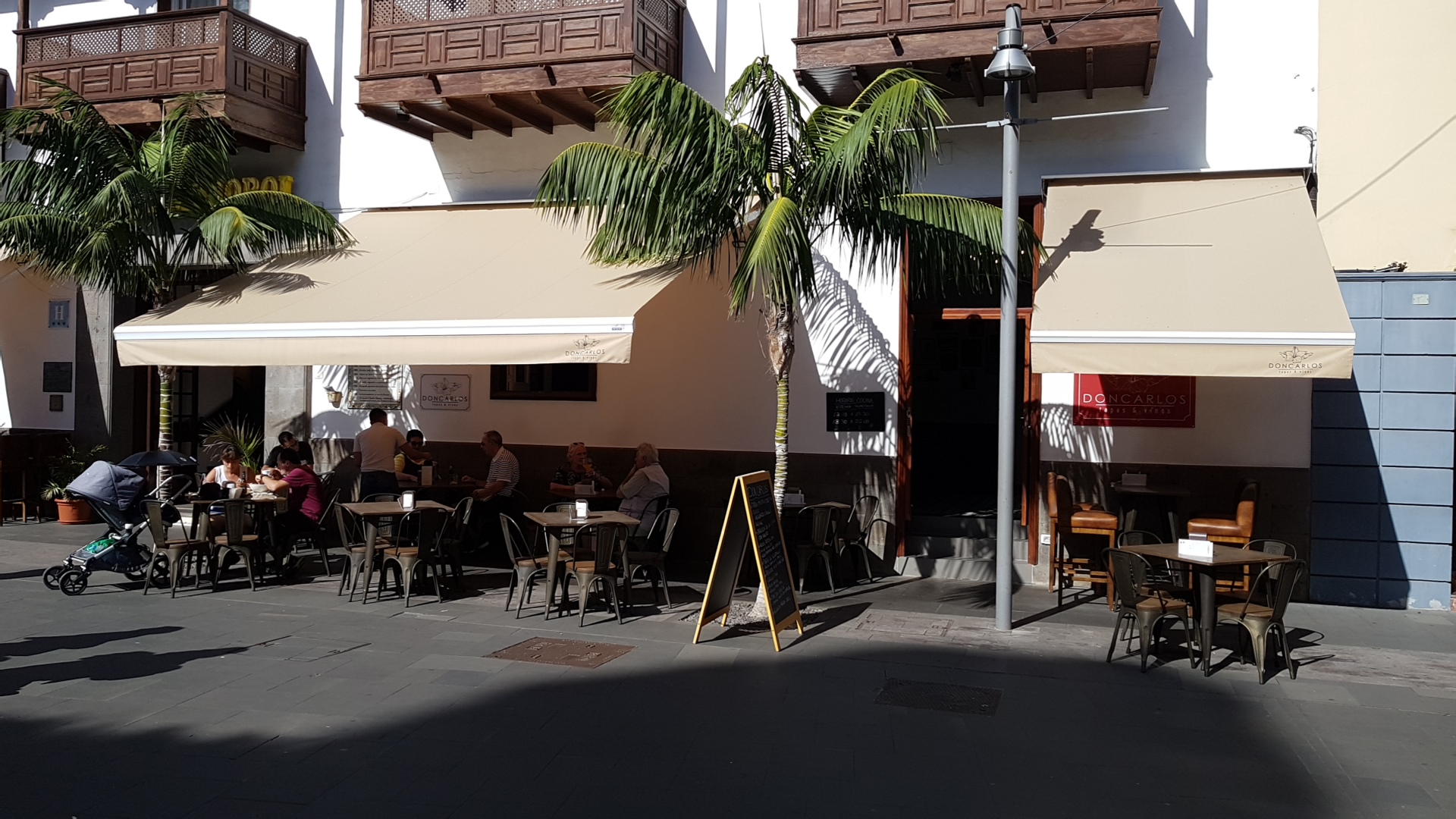 Don Carlos Tapas y Vinos