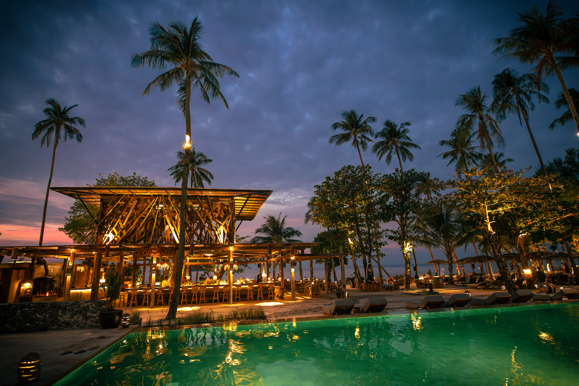 D_Castaway Beach Club