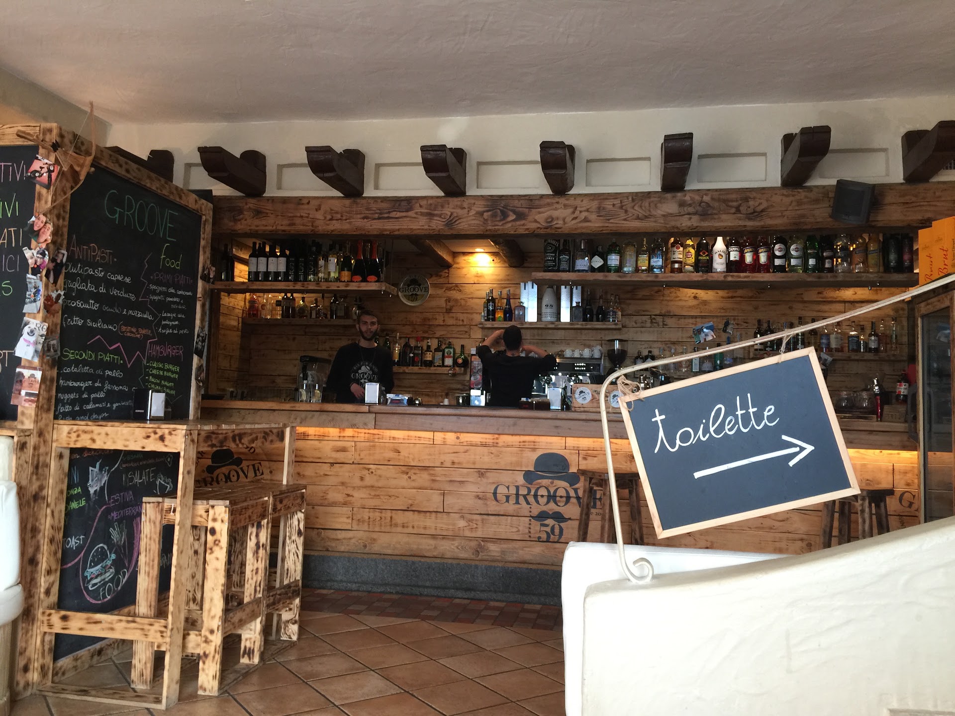 Groove Café
