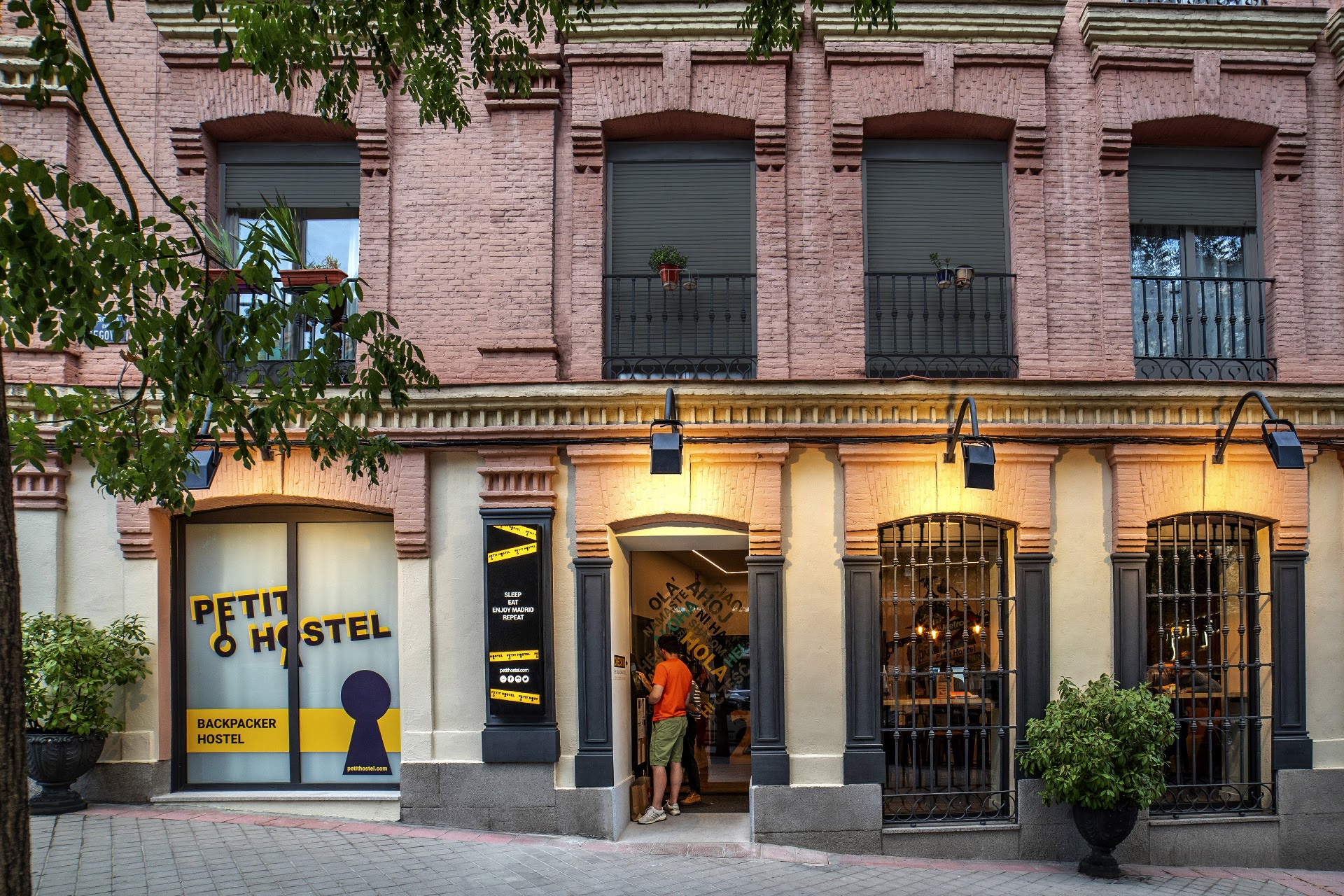 Petit Hostel La Latina