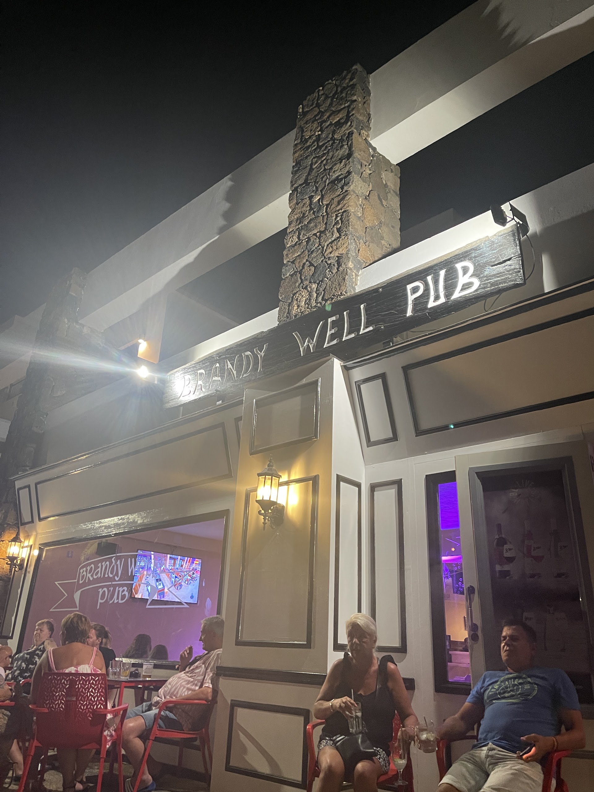 Brandy well pub