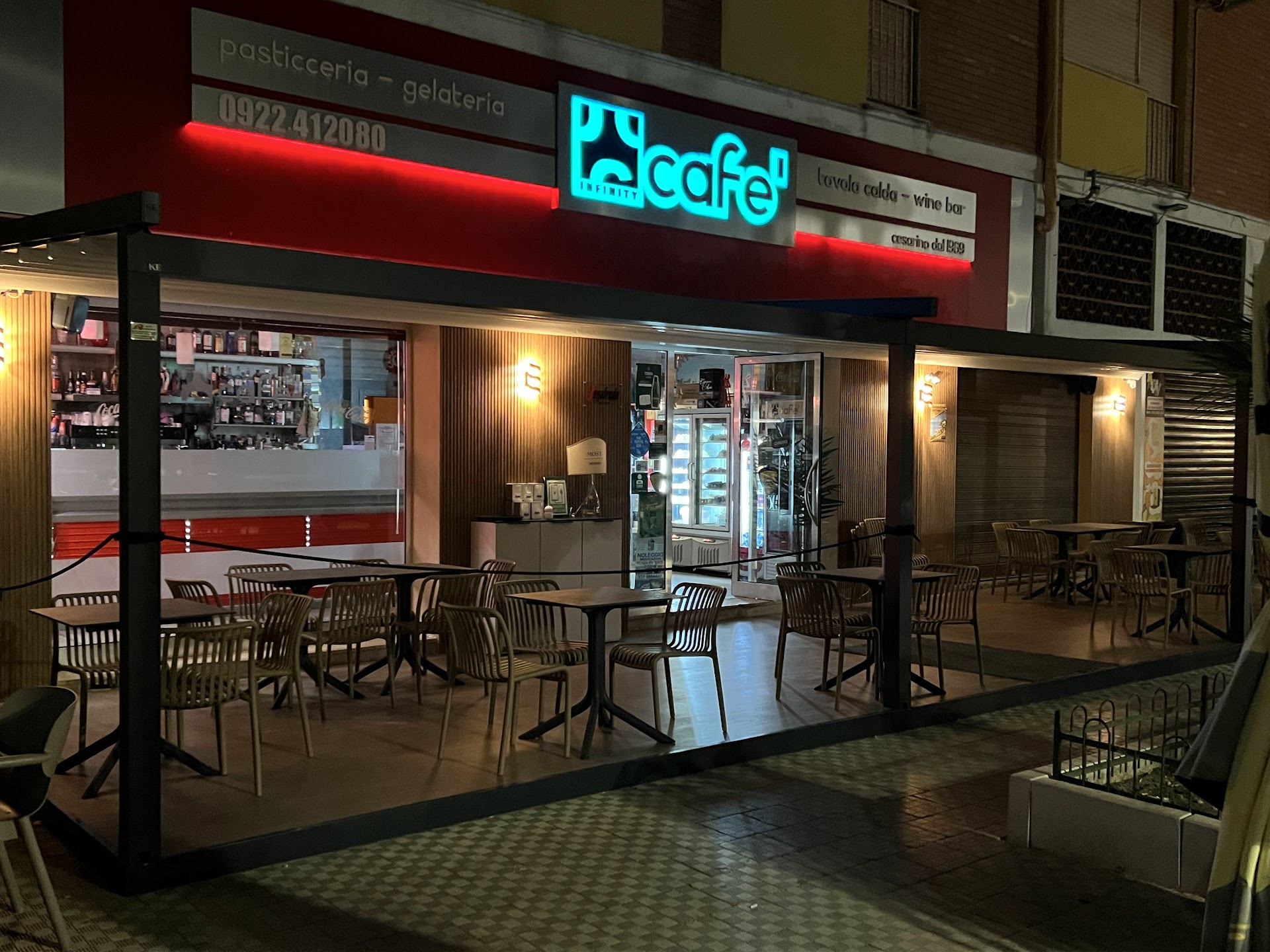 Infinity Bar Cafe '