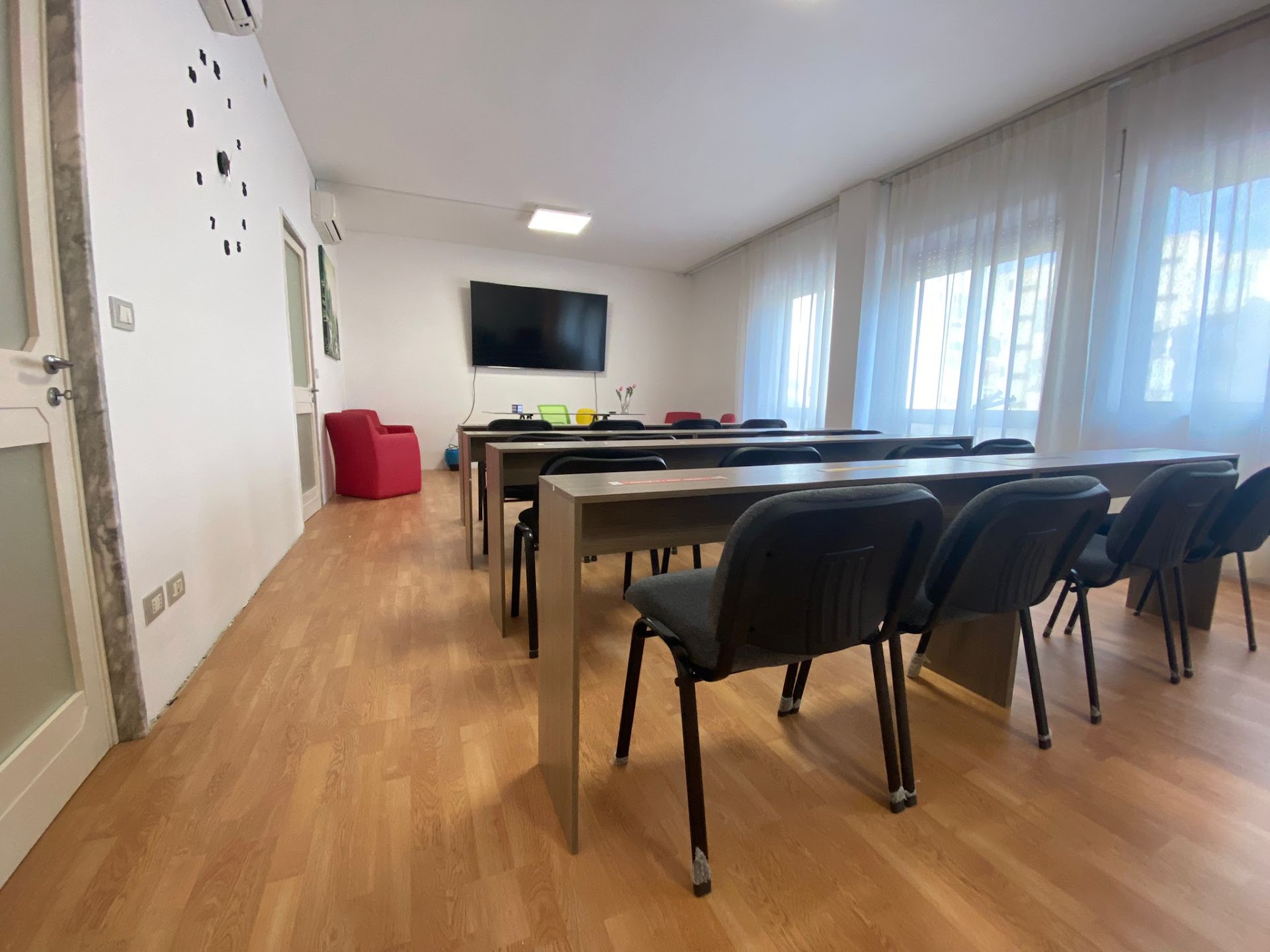 Meetingroombari - baricoworking