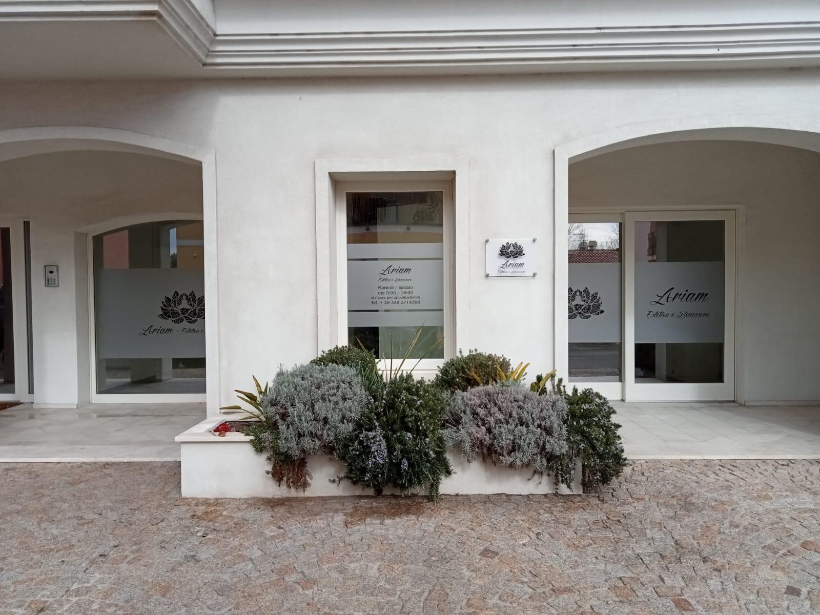 ARIAM centro estetico benessere bellezza estetista epilazione manicure