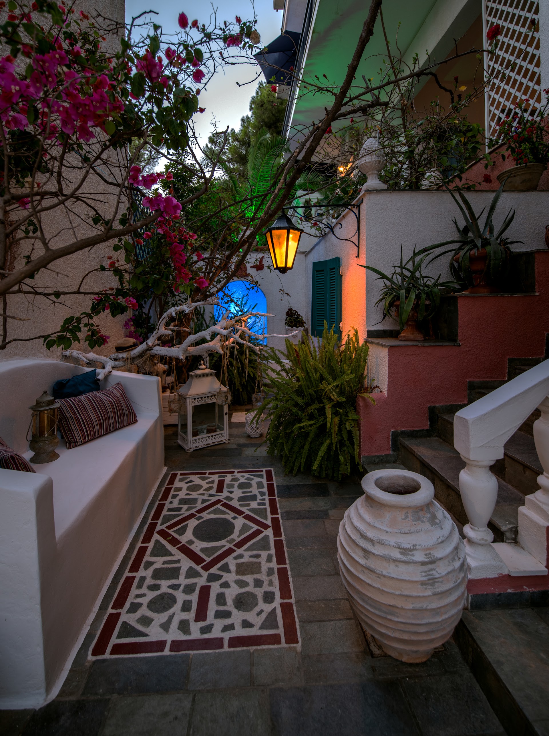 Stella Studios Poros