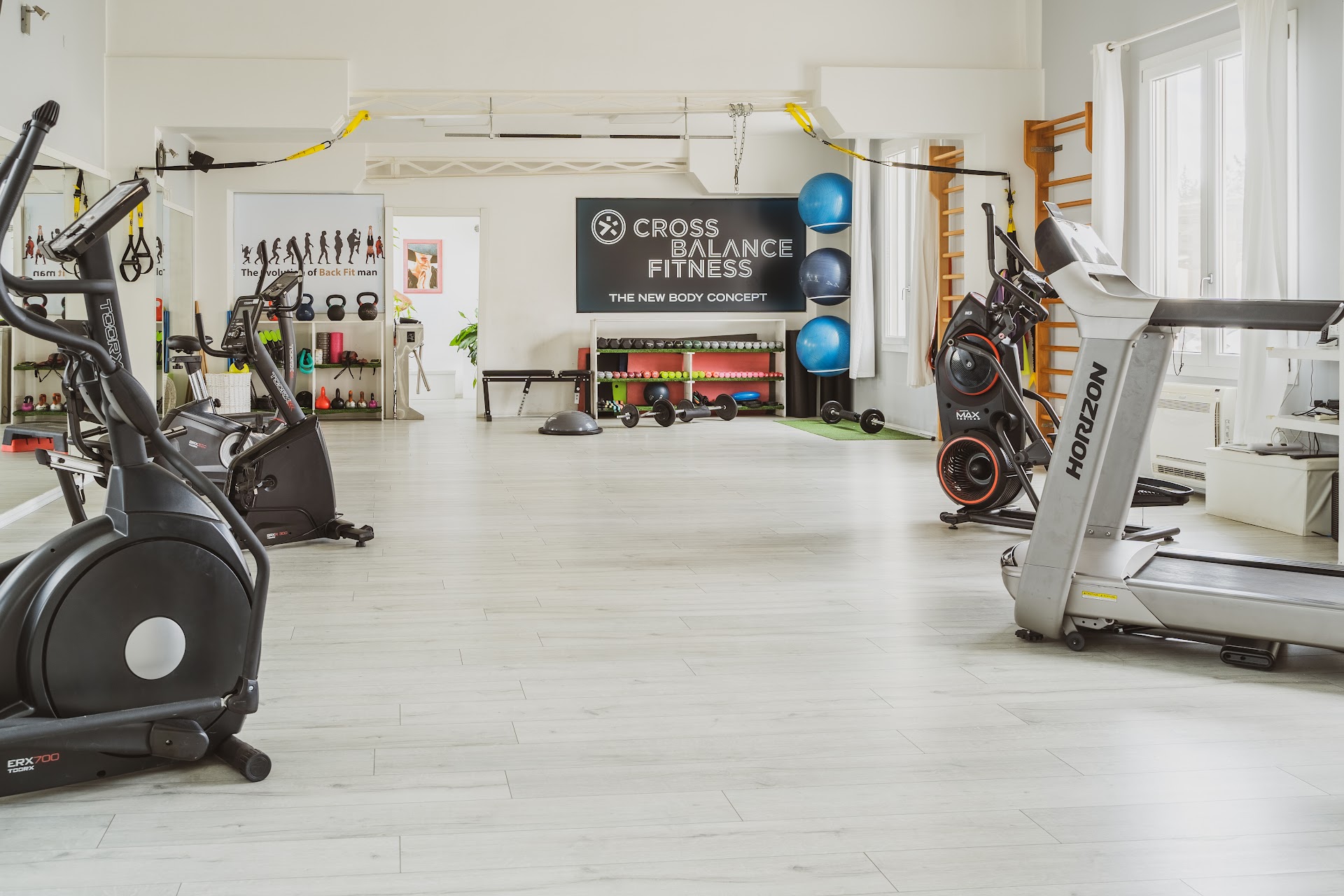 Cross Balance Fitness