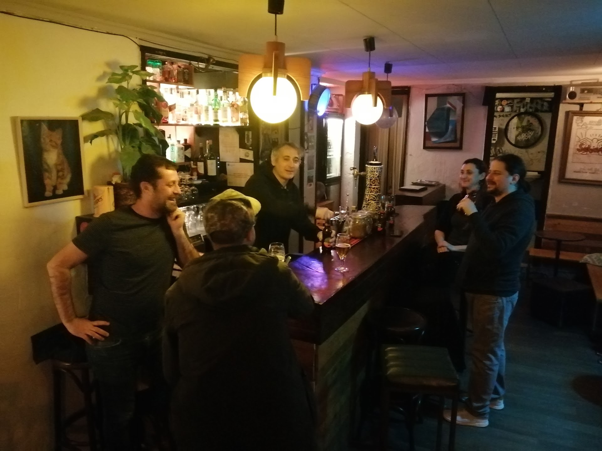 Stereo Bar