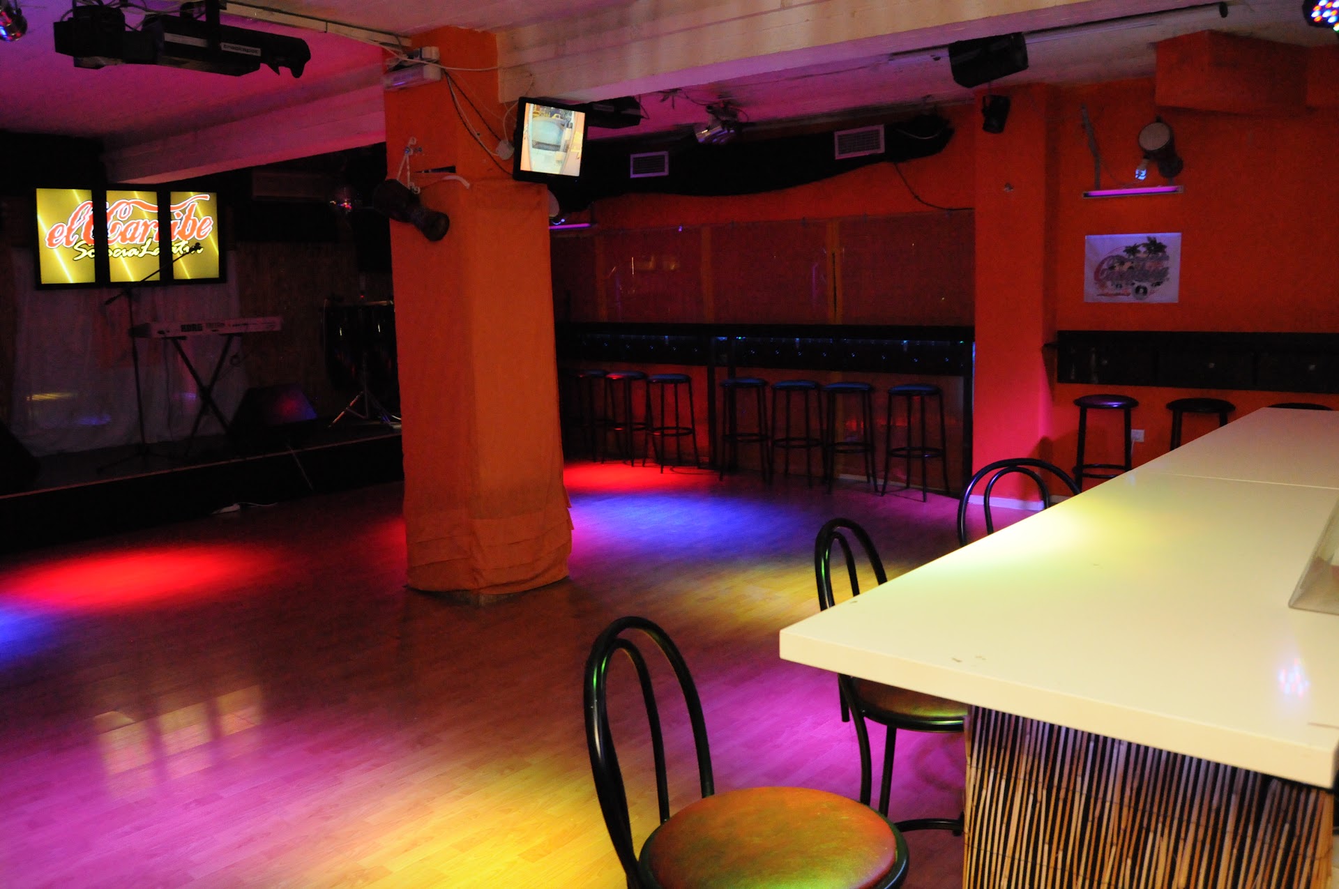 el Caribe Dance Club
