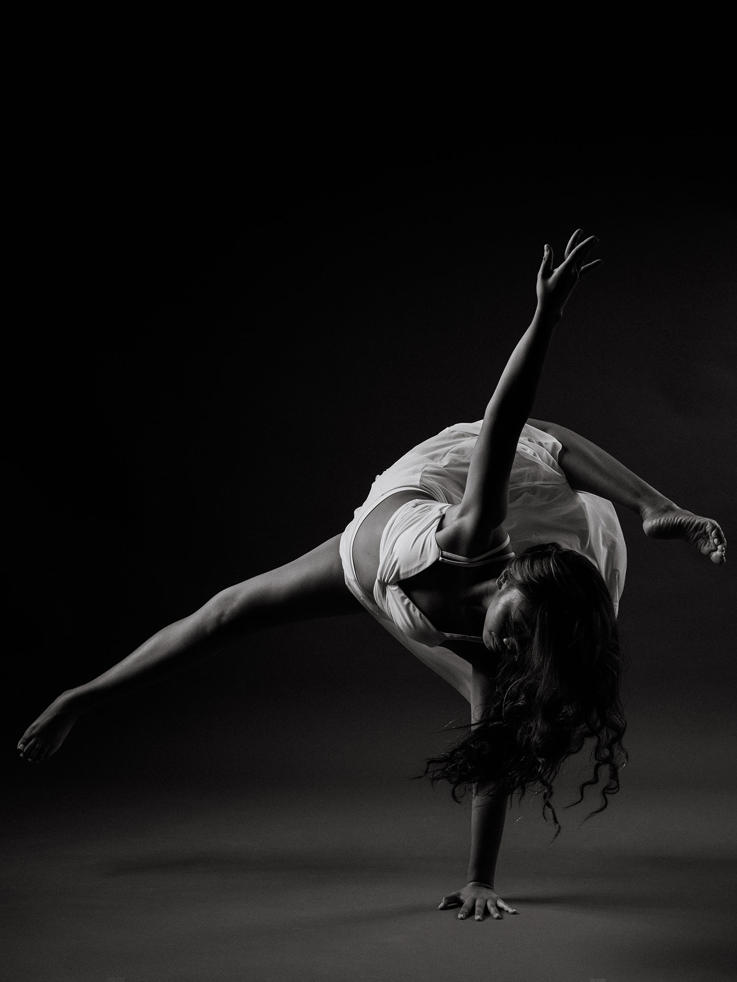 Momentum Dance Maui