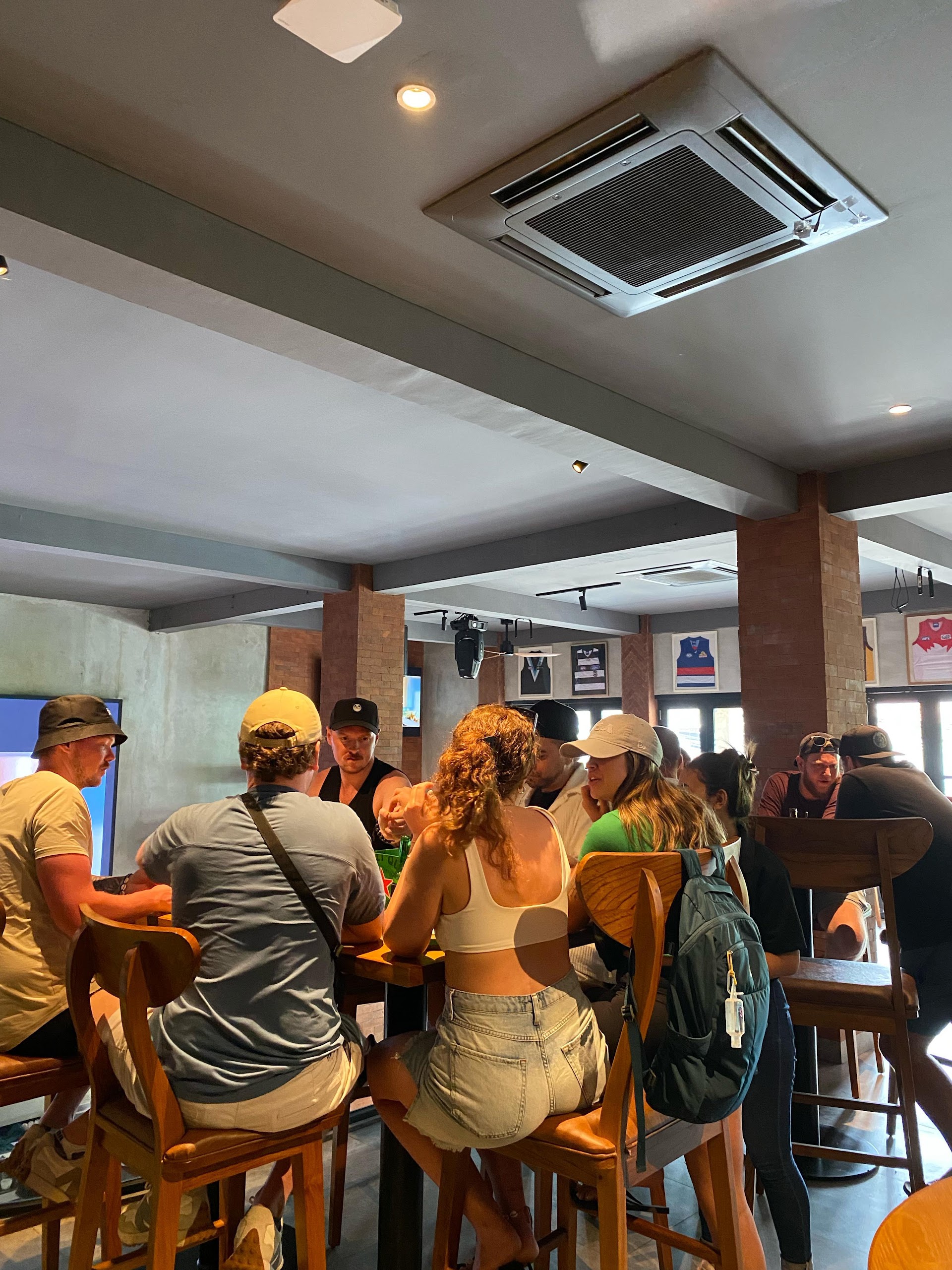 Fox & Rabbit Sports Bar and Restaurant