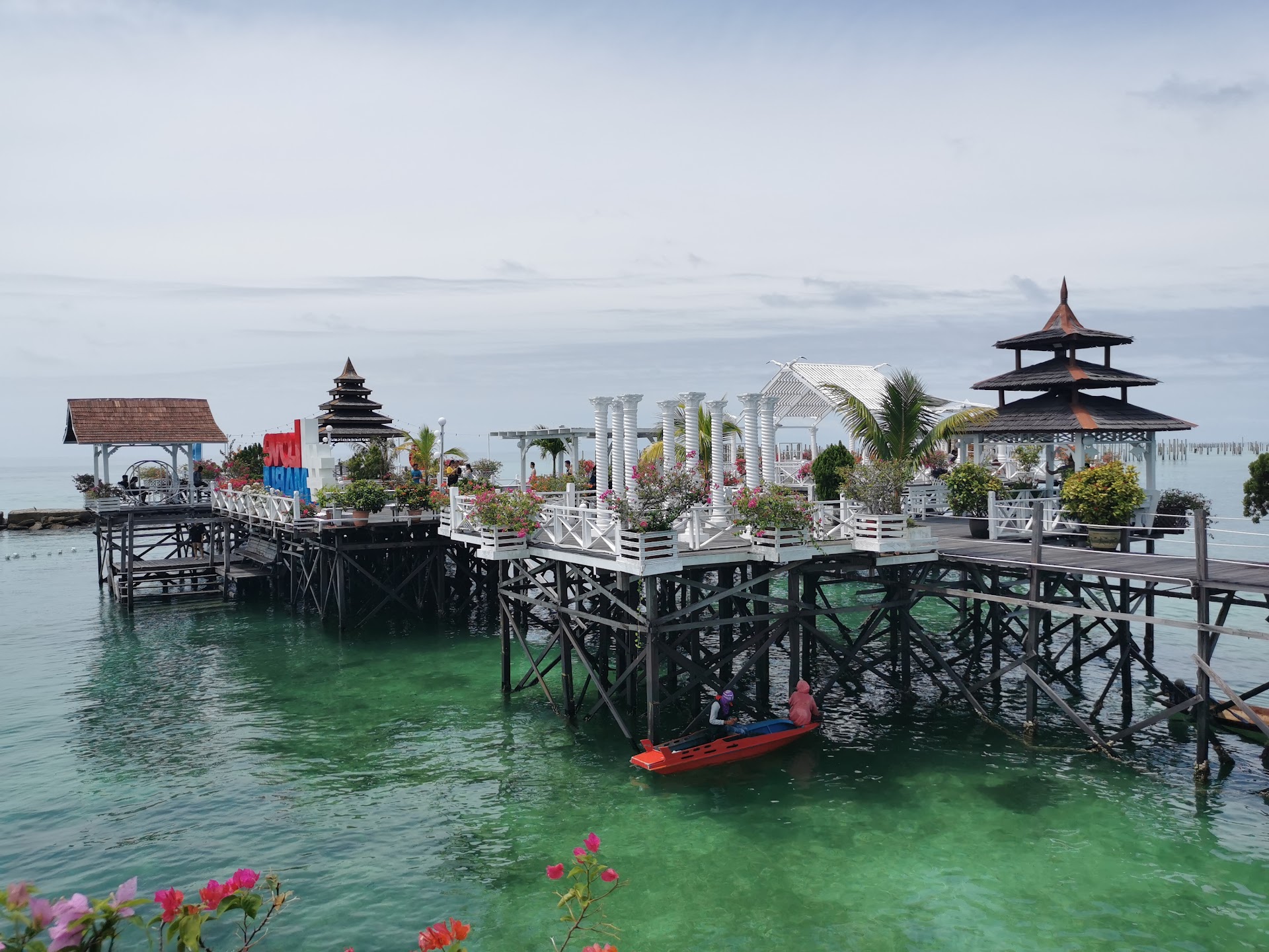 Mabul Beach Resort