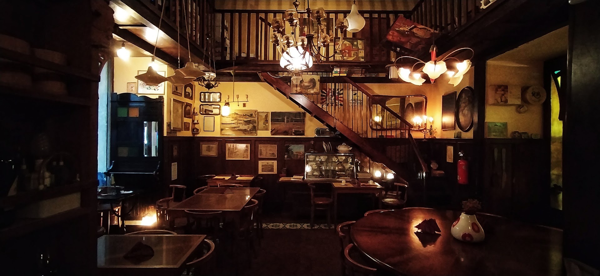 Razmataz | Wine Bar Catania