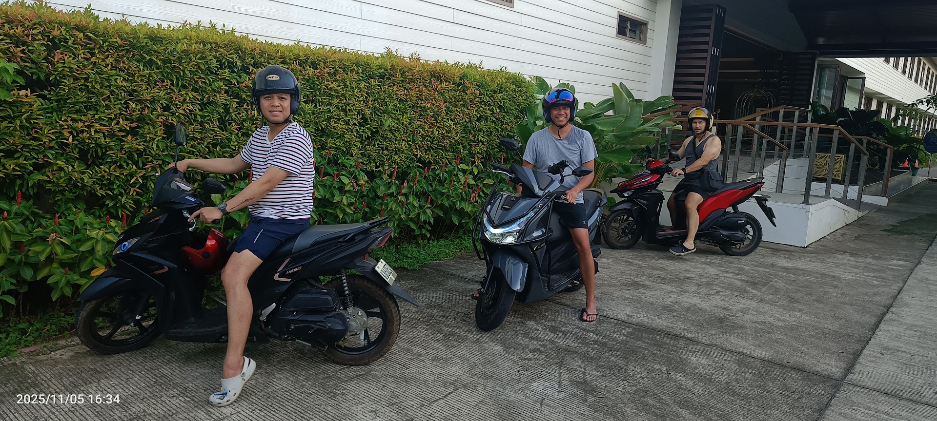 infrontview island Motorbike Car Rental Services