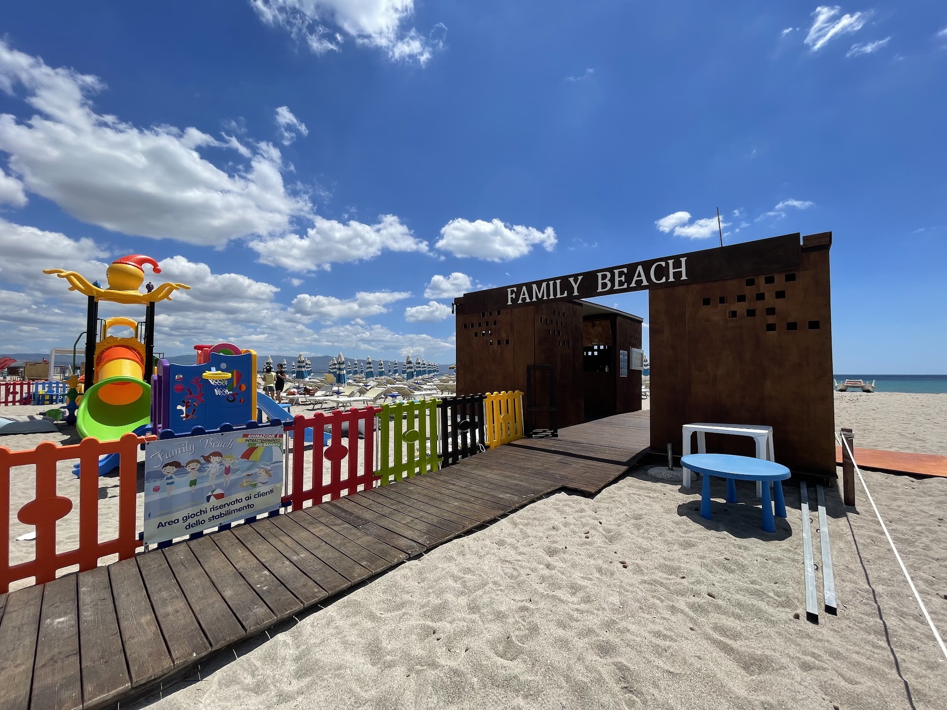Family Beach | Bar | Ristorante | Stabilimento Balneare | Poetto