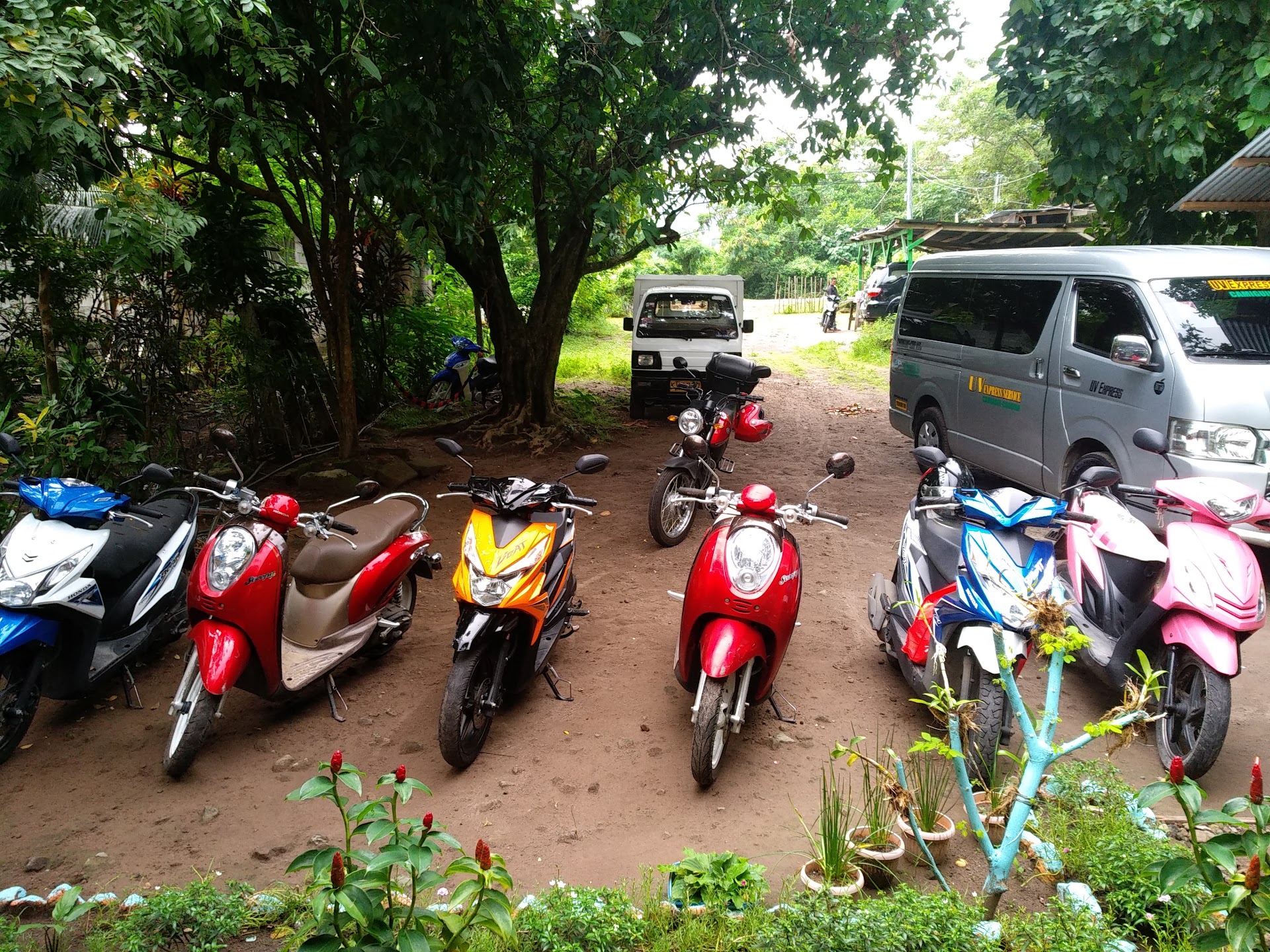 Camiguin Rent Scooter