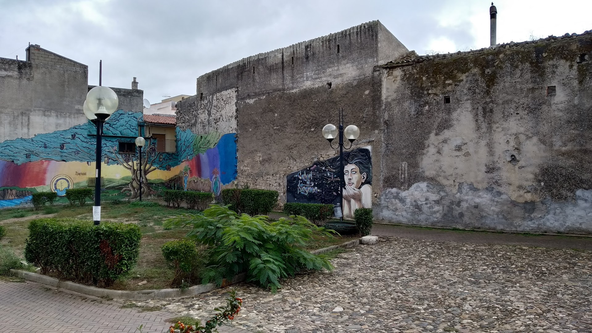 Piazza Su Cuzone