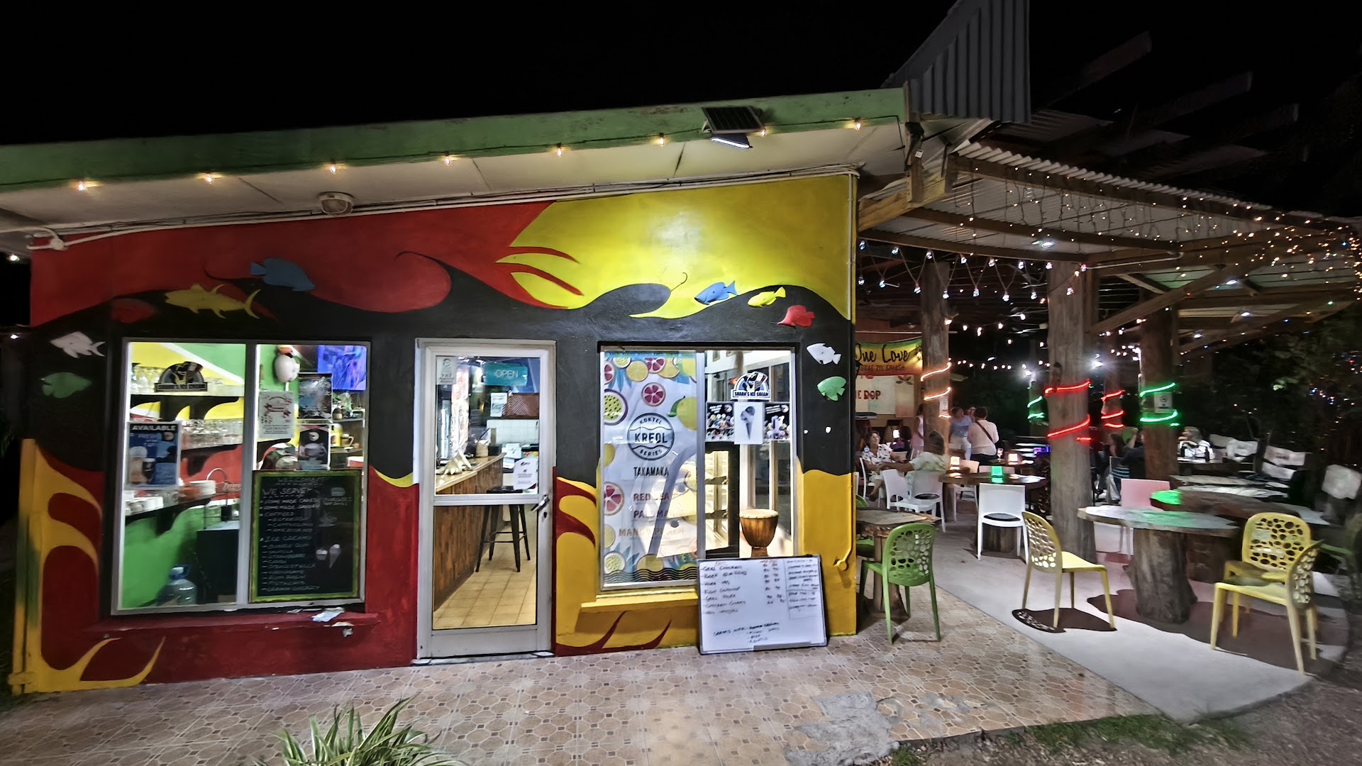Zilwa reggae bar cafeteria take away