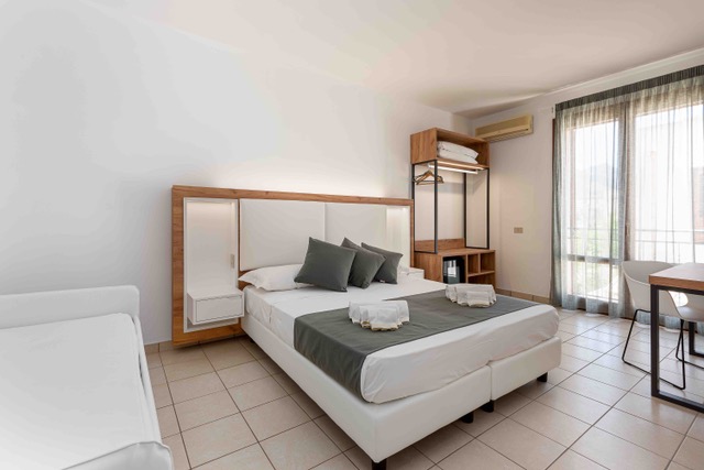Hotels in Paradise