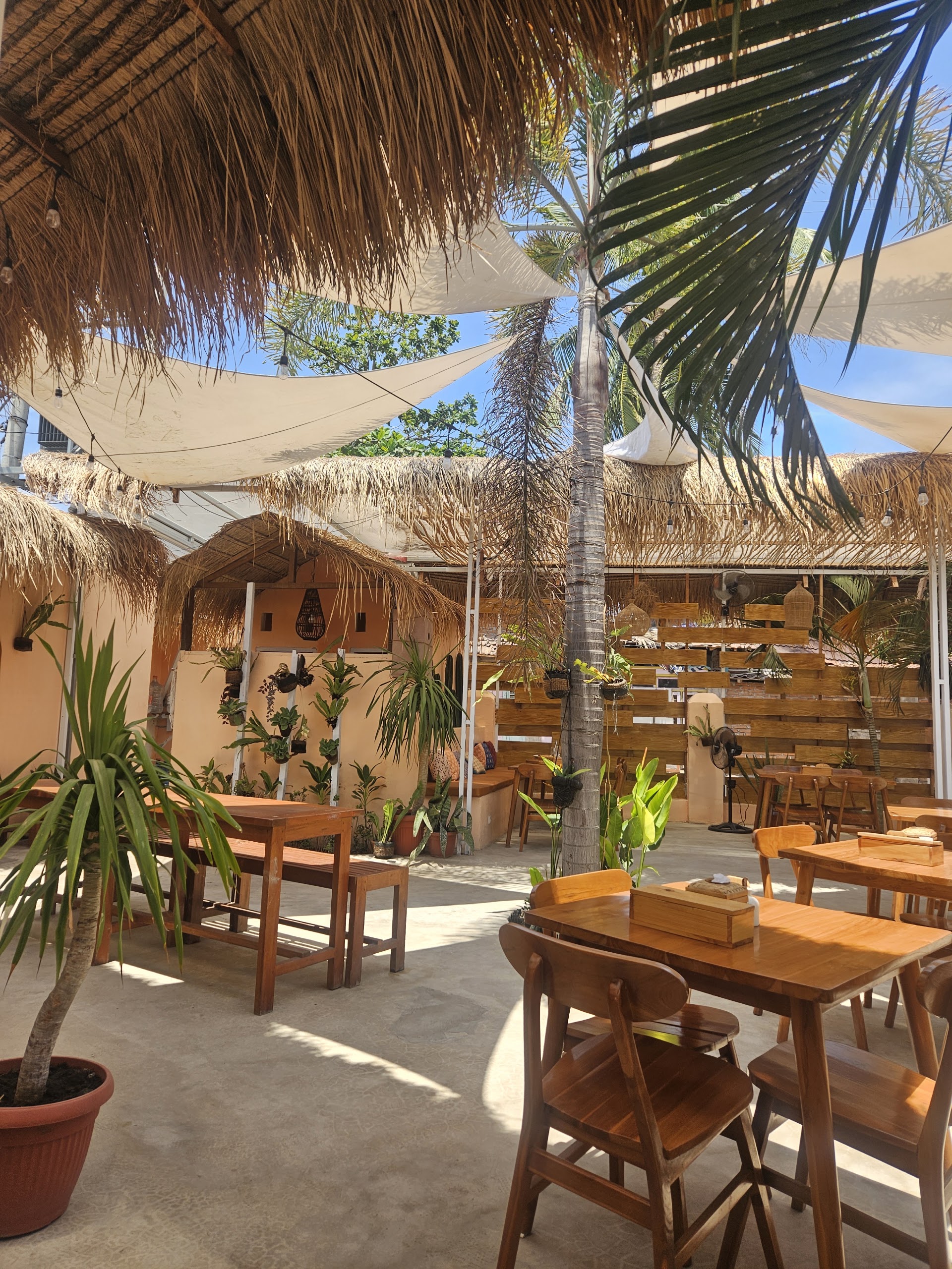 Kayu Manis Kitchen & Bar
