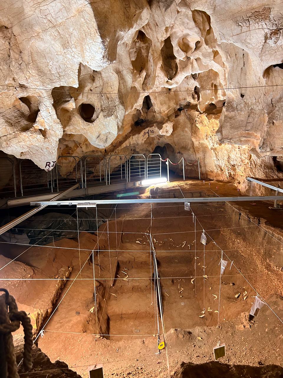 Corbeddu Cave
