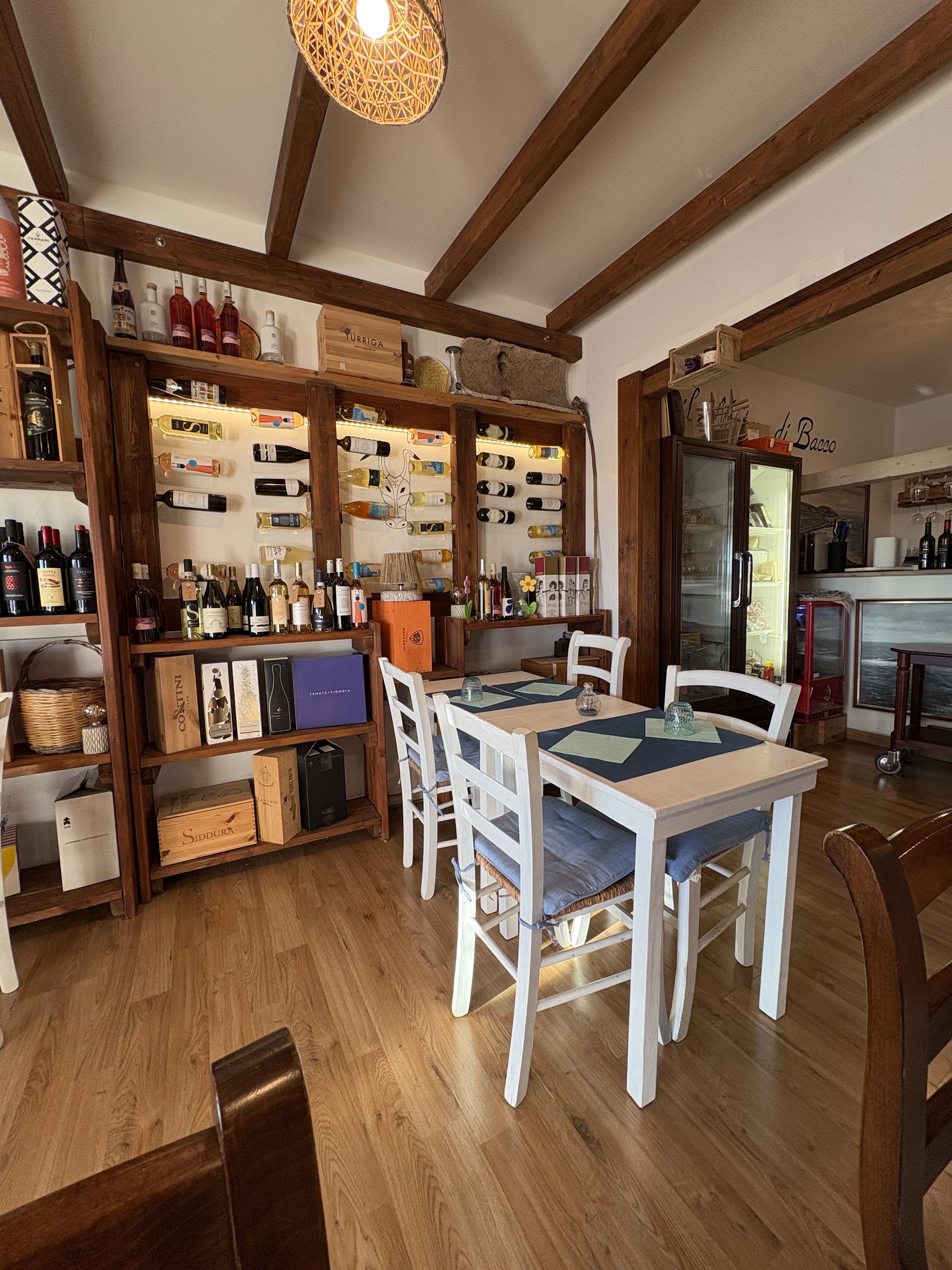 Enoteca Un Castello di Vino