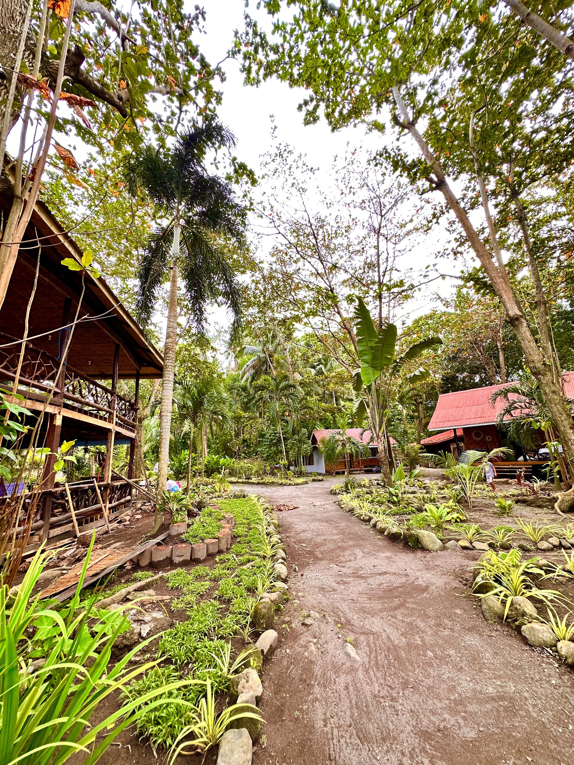 Playa del Fuego Camiguin Beach Hostel & Resort