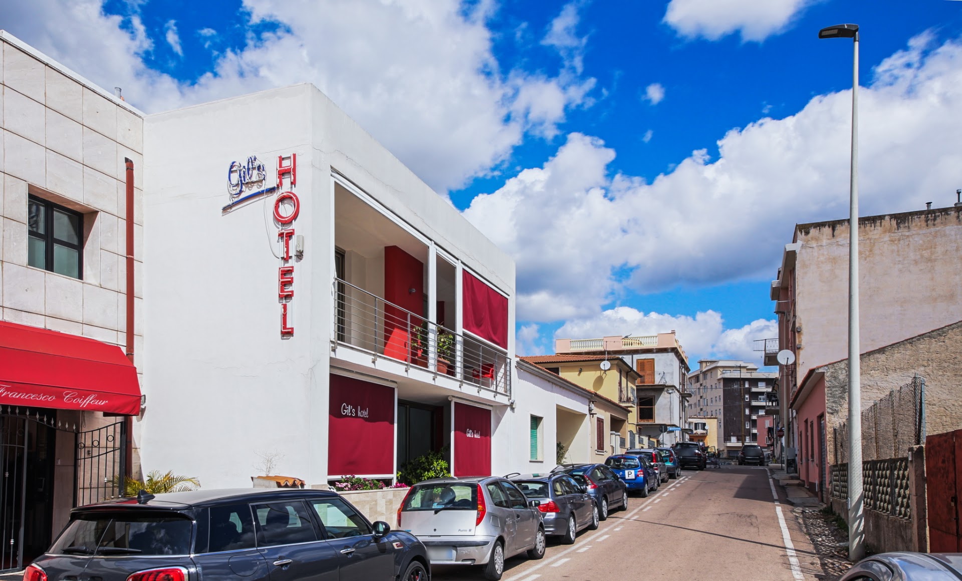 Gil's Hotel