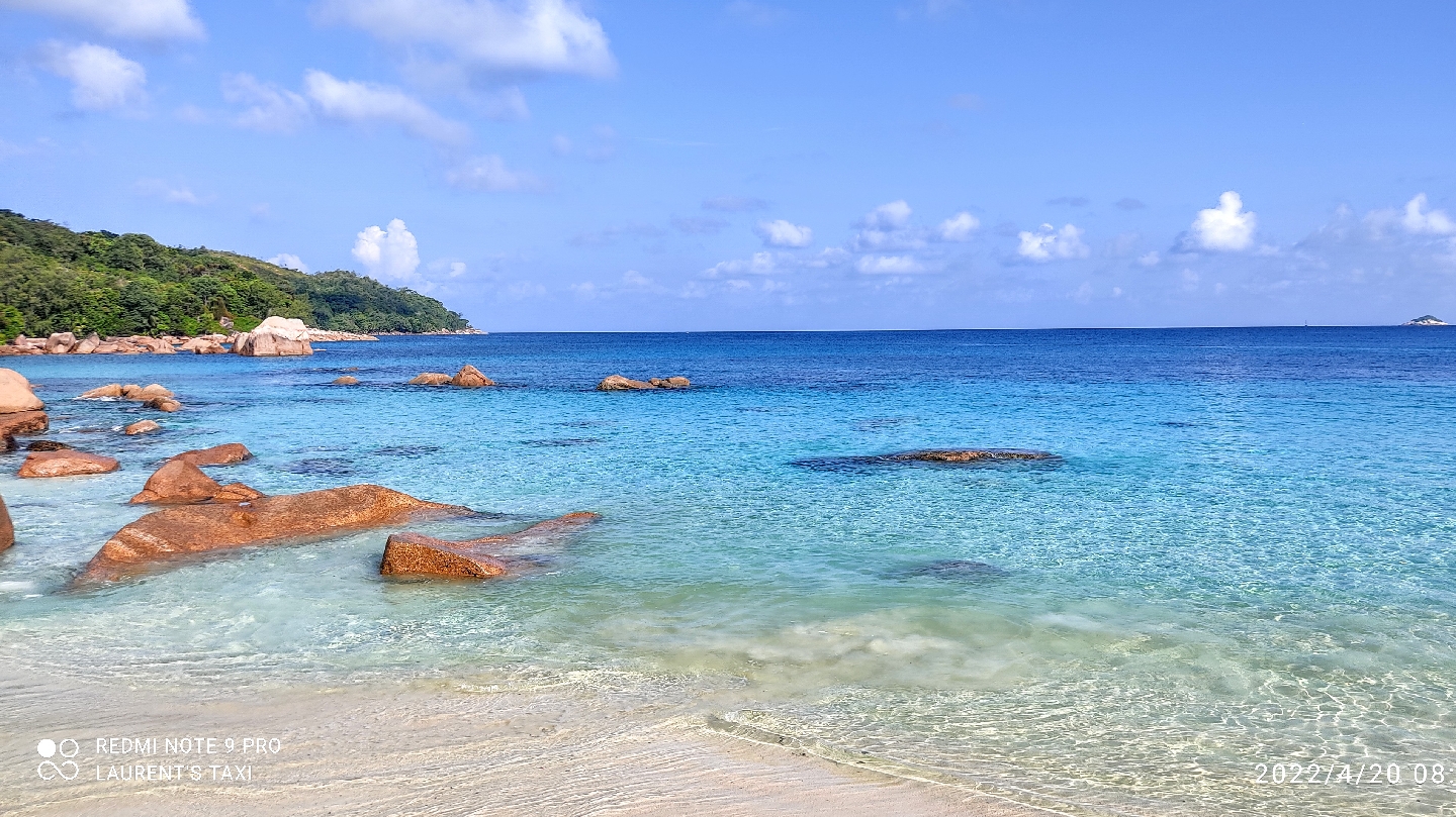 Laurent's Taxi Service Praslin Seychelles