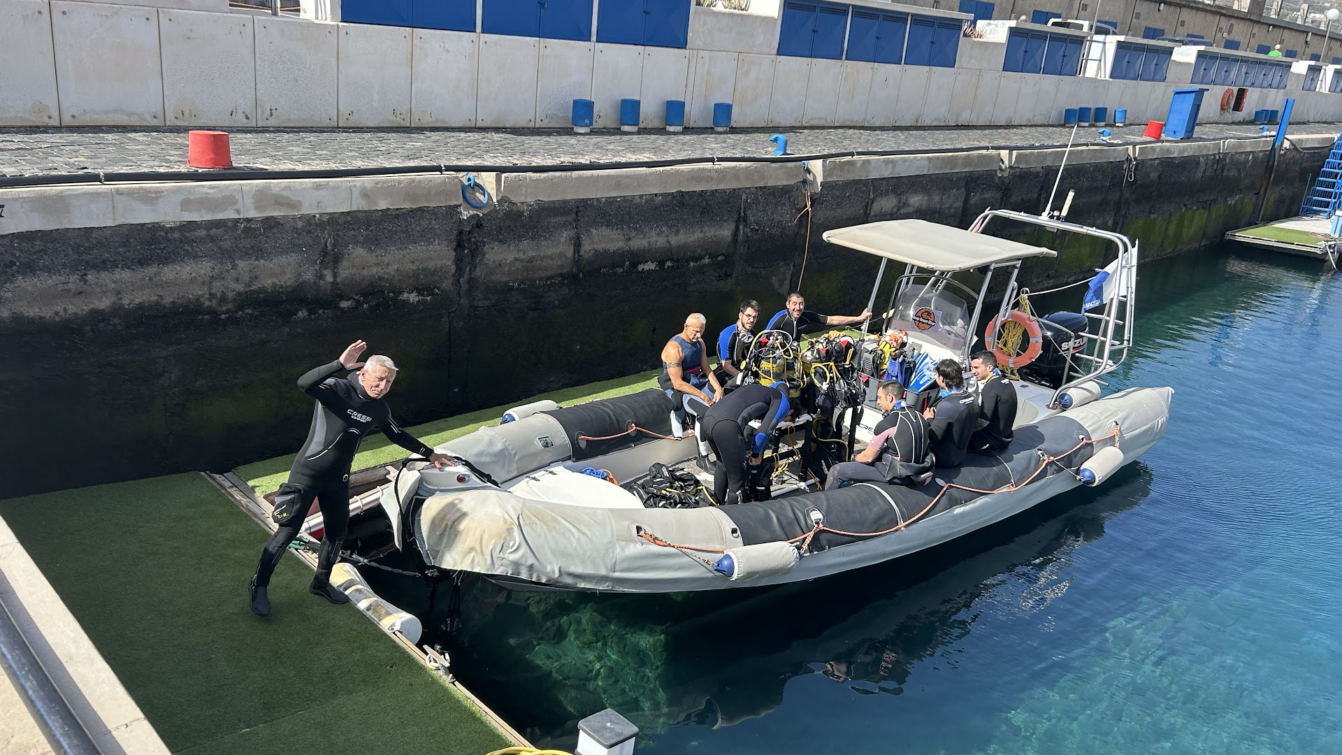 Deep Ocean Diver - PADI Dive Center