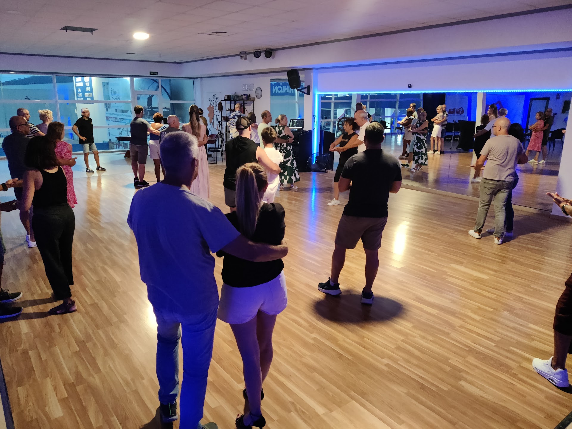Conuco Dance - Clases de baile