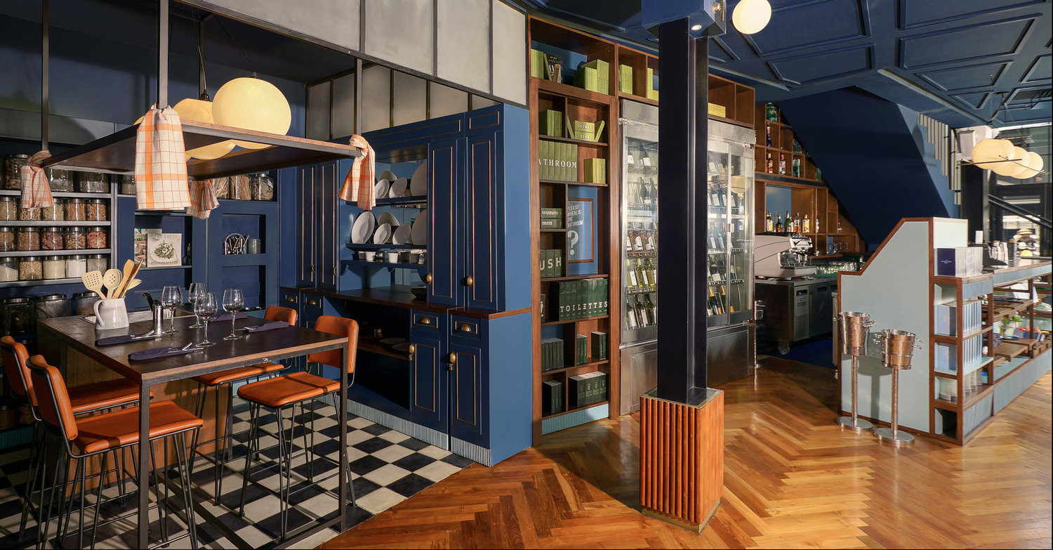 The Junction House - Cafe & Restaurant Seminyak