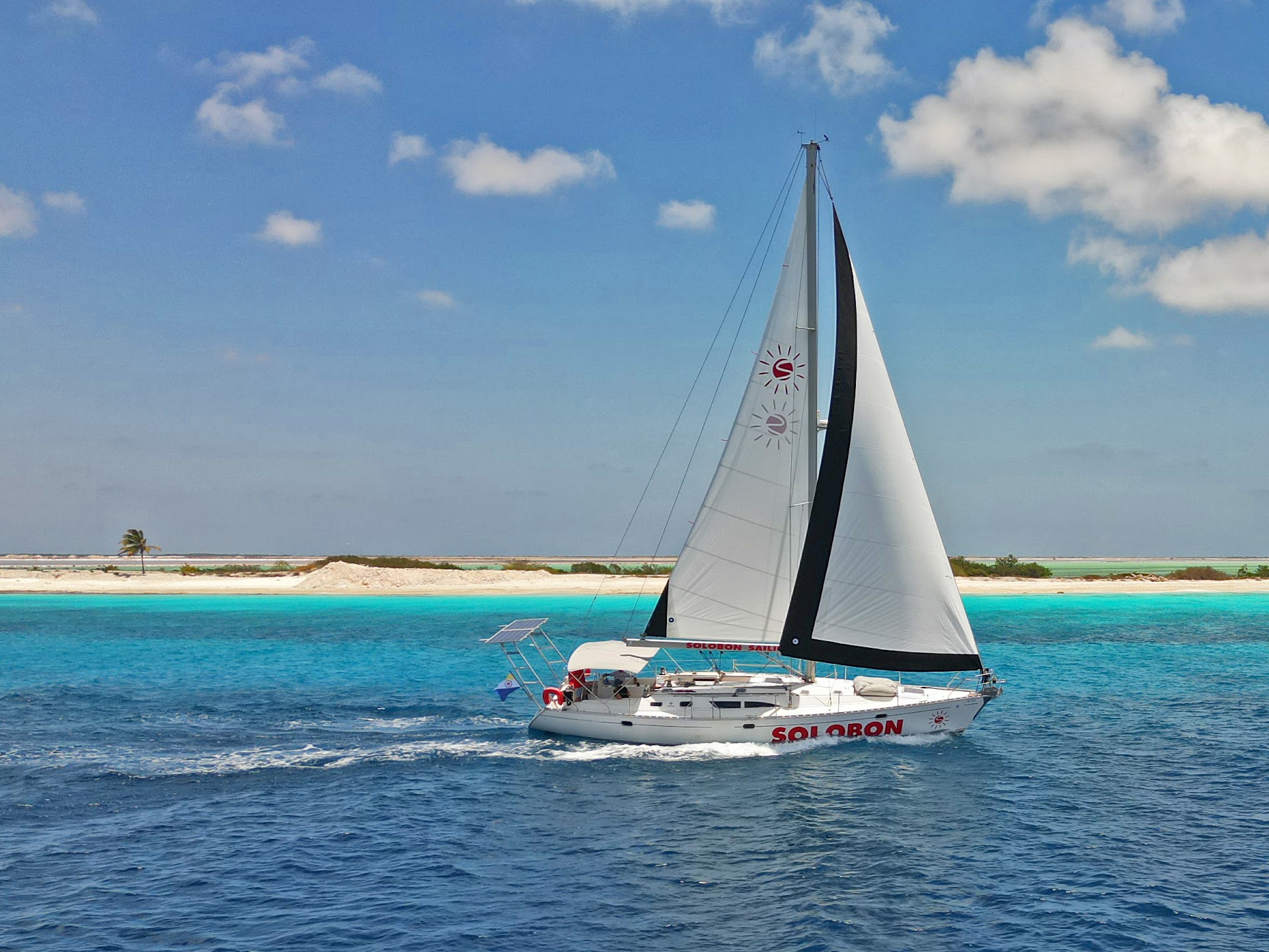 SoloBon Sailing Bonaire
