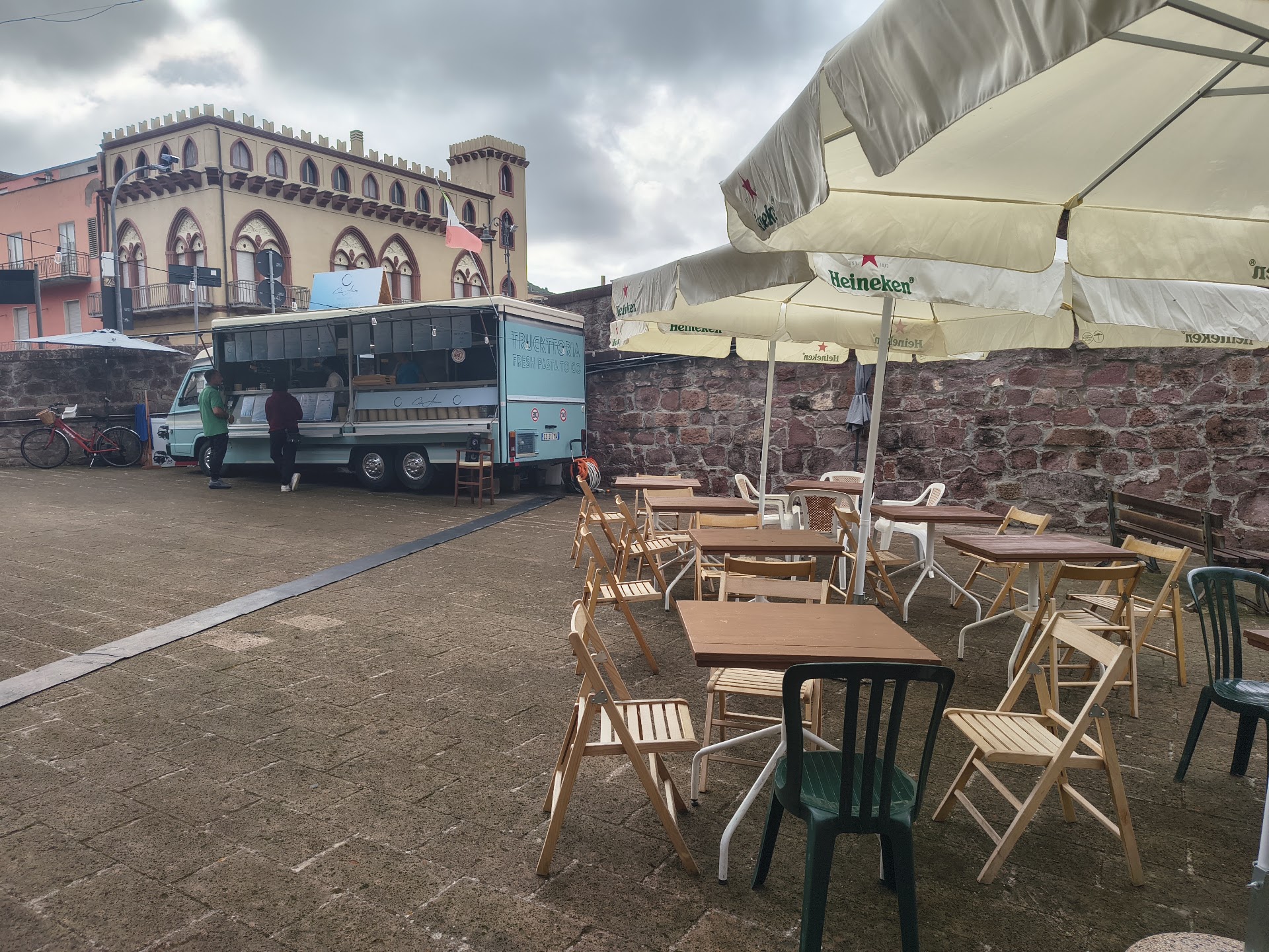 Costa Azzurra Truckttoria